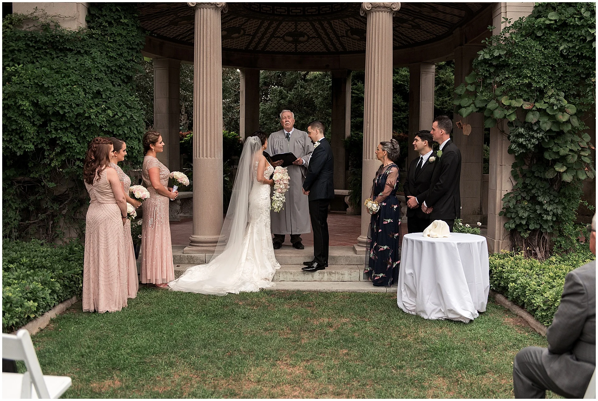 candid wedding photographer located on the connecticut shoreline
