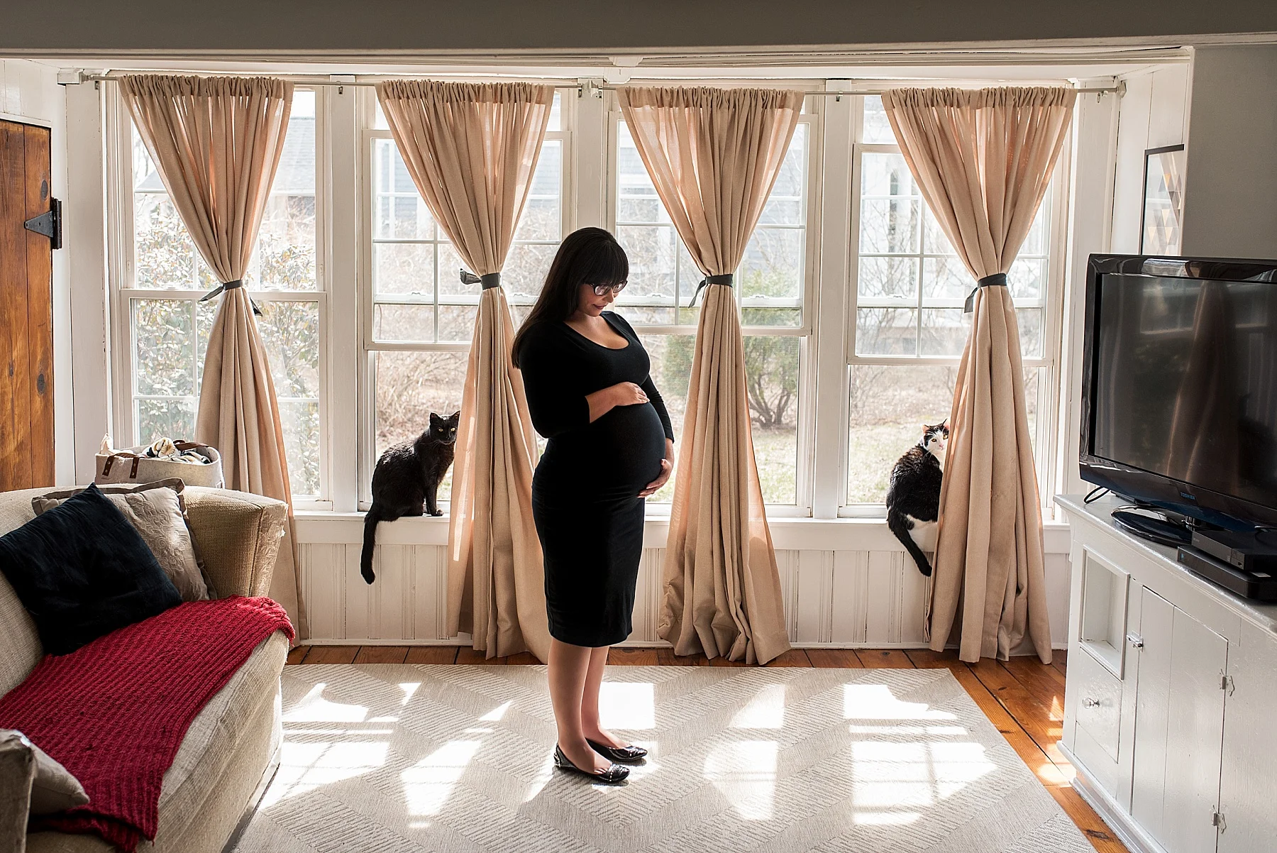 Pregnancy photos with family pets. Maternity photographer CT
