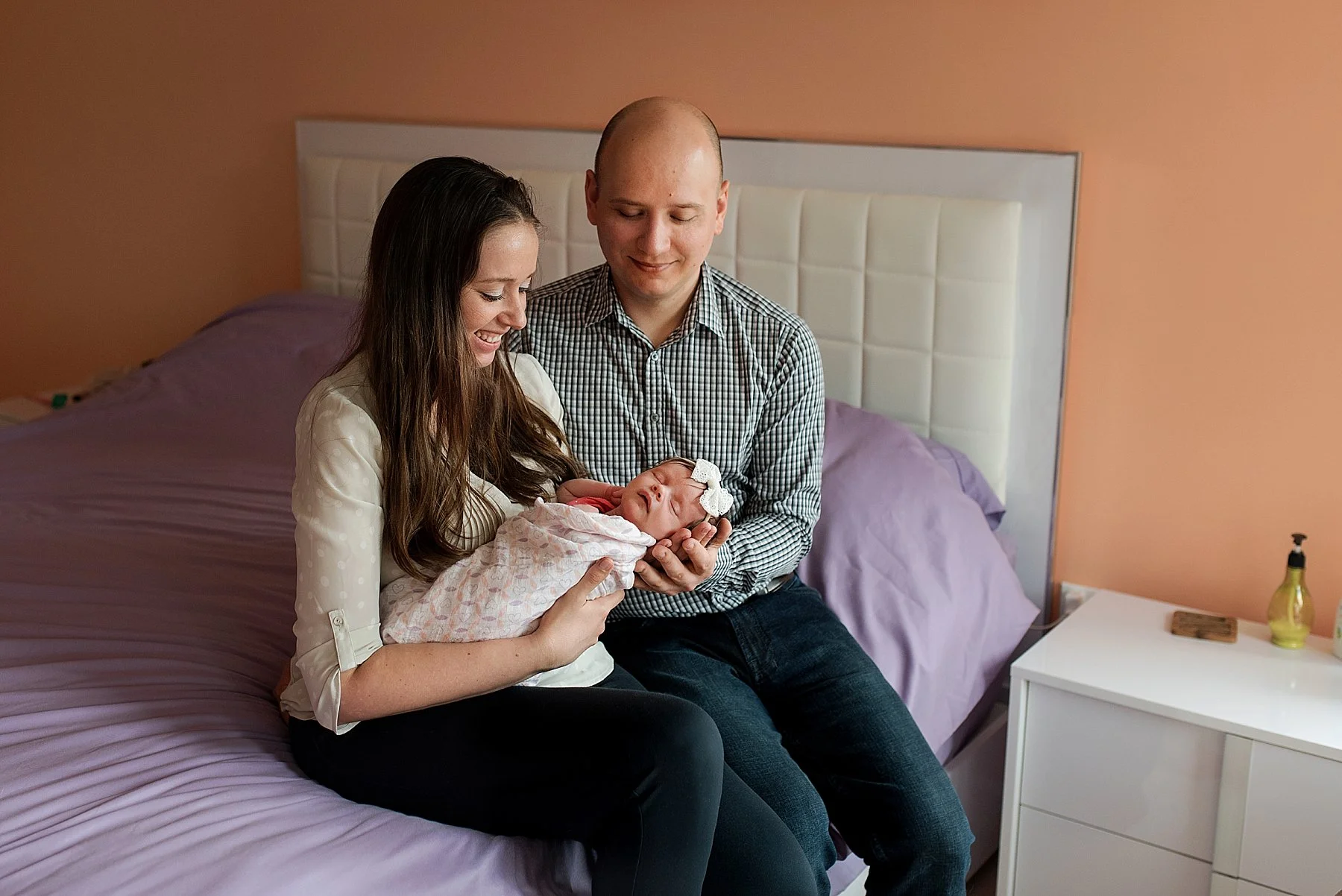 at home newborn photography in new haven county
