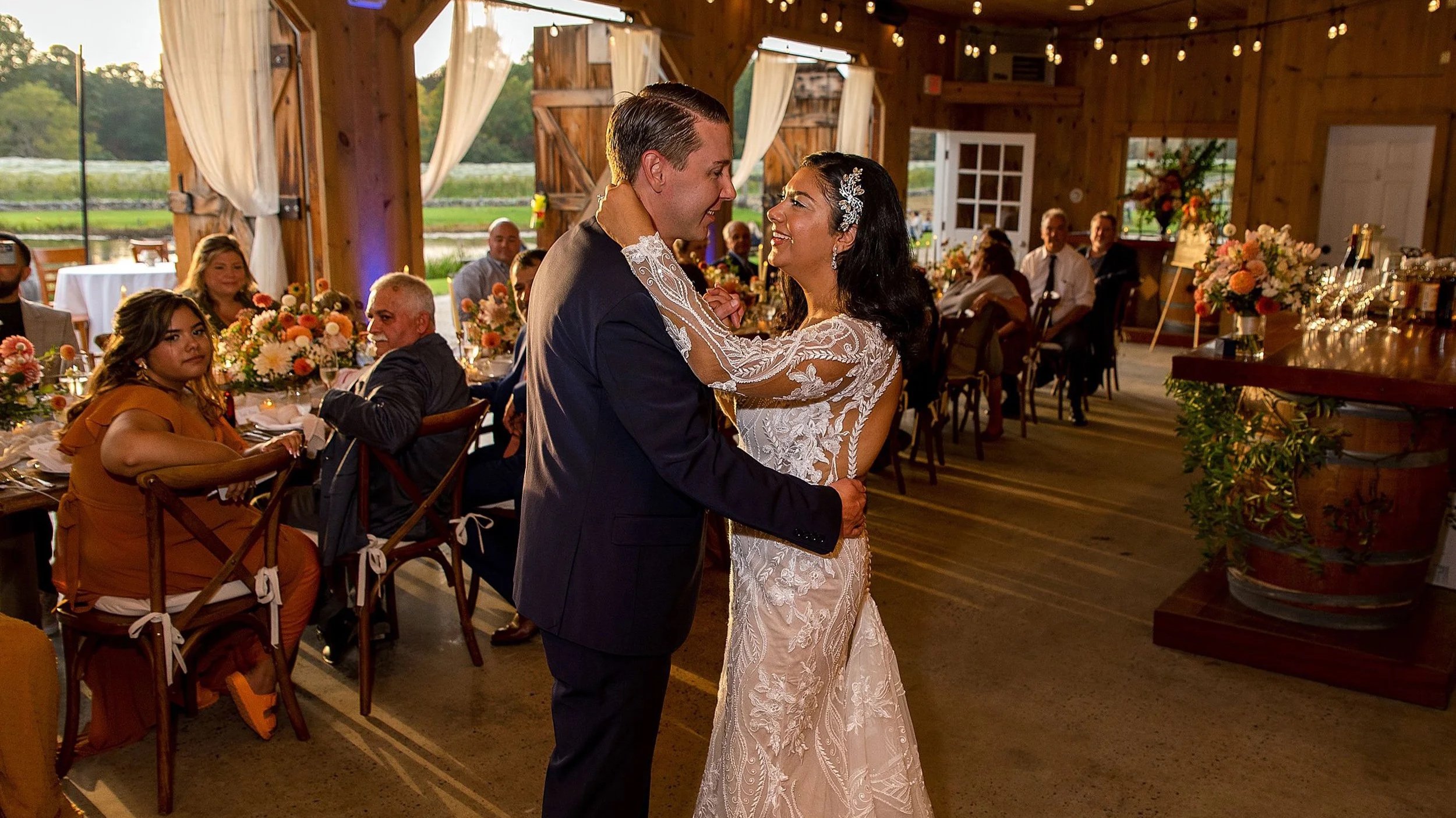 micro-wedding-reception-clinton-ct-rebecca-lynne-photography-09.jpg