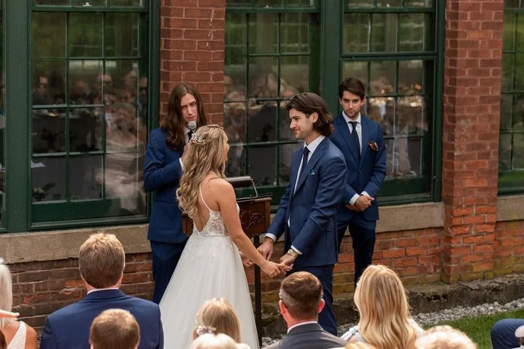 rebeccalynnephoto_356962077_283821804133345_4468944094381648712_n.jpg