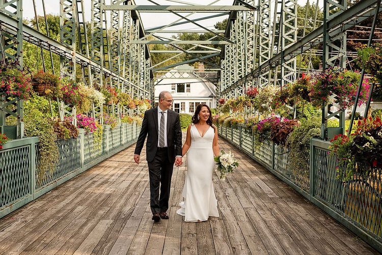 rebeccalynnephoto_395335924_1059898285362617_1146562053315733077_n.jpg
