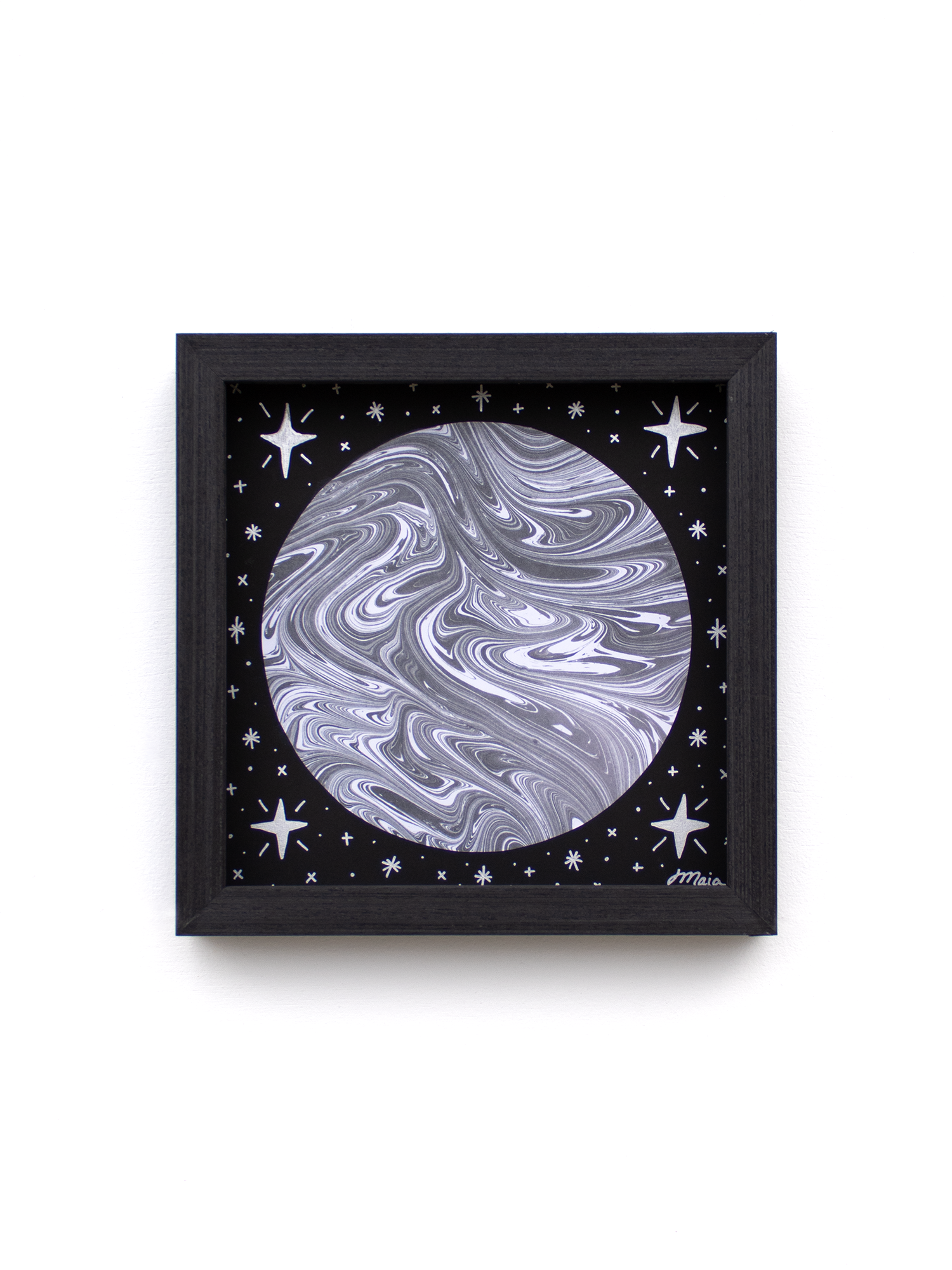 8 Planet Dark BW.png