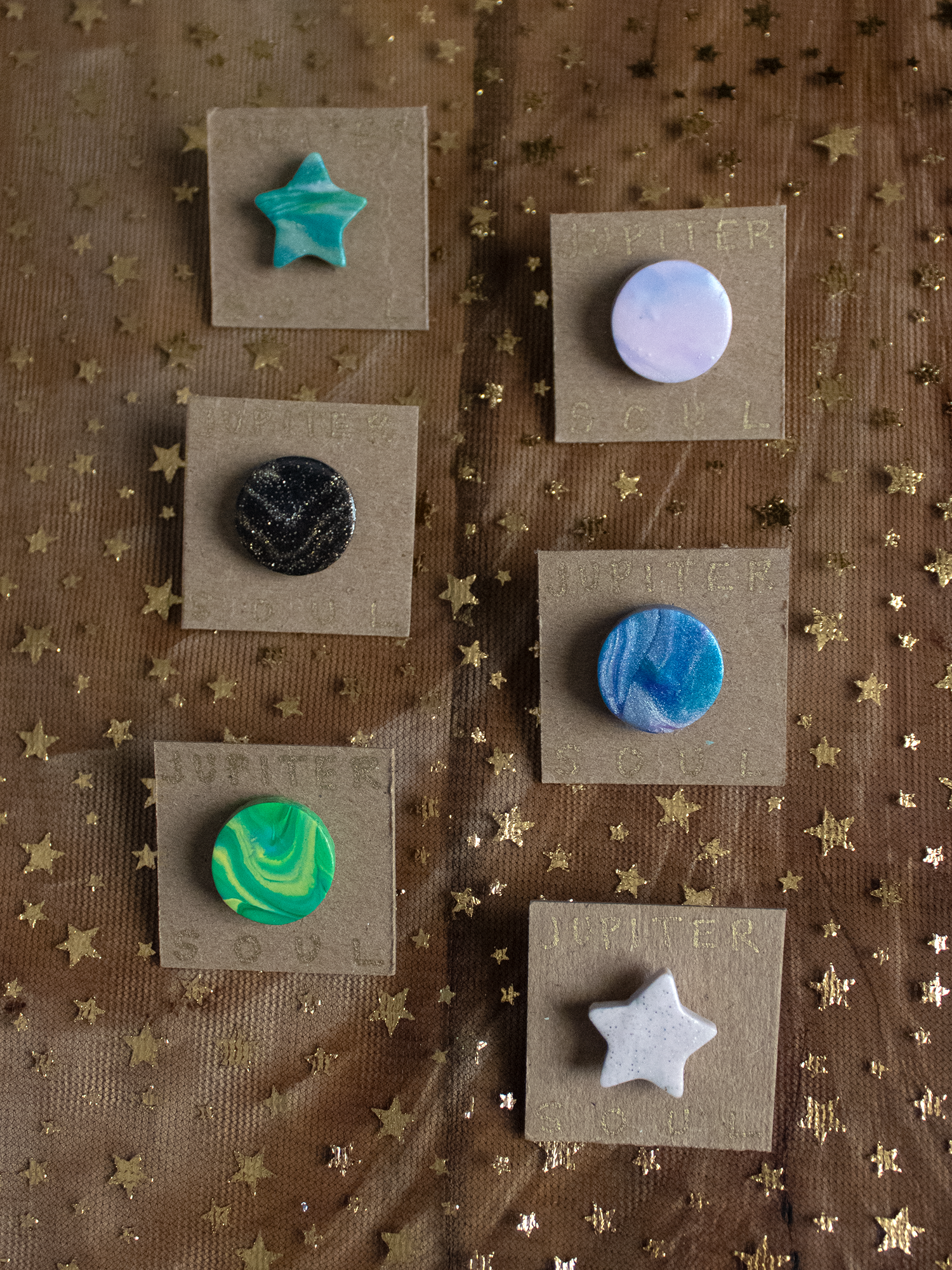 Single Pins