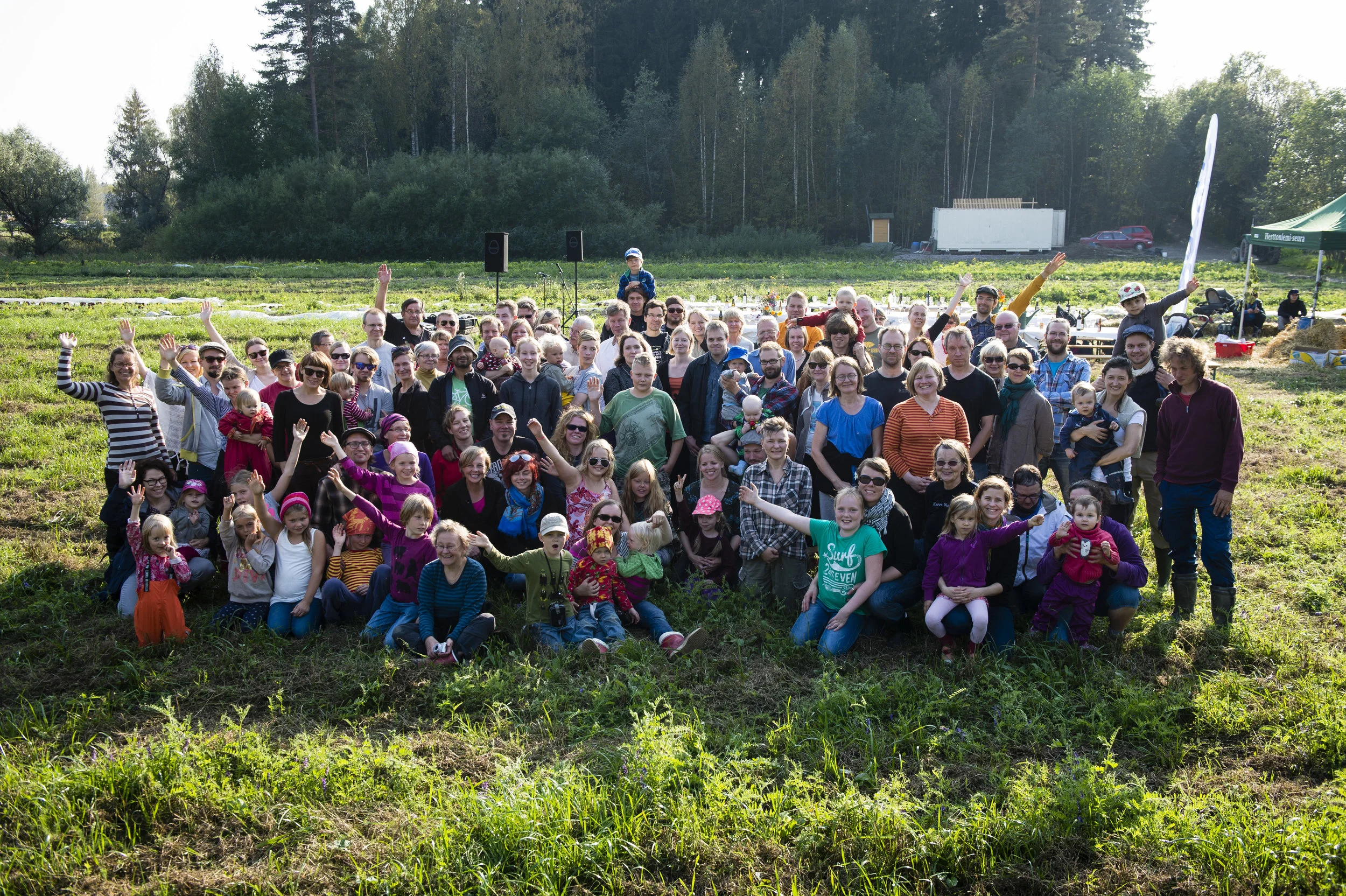 Oma-pelto-talkoot-2014-112.jpg