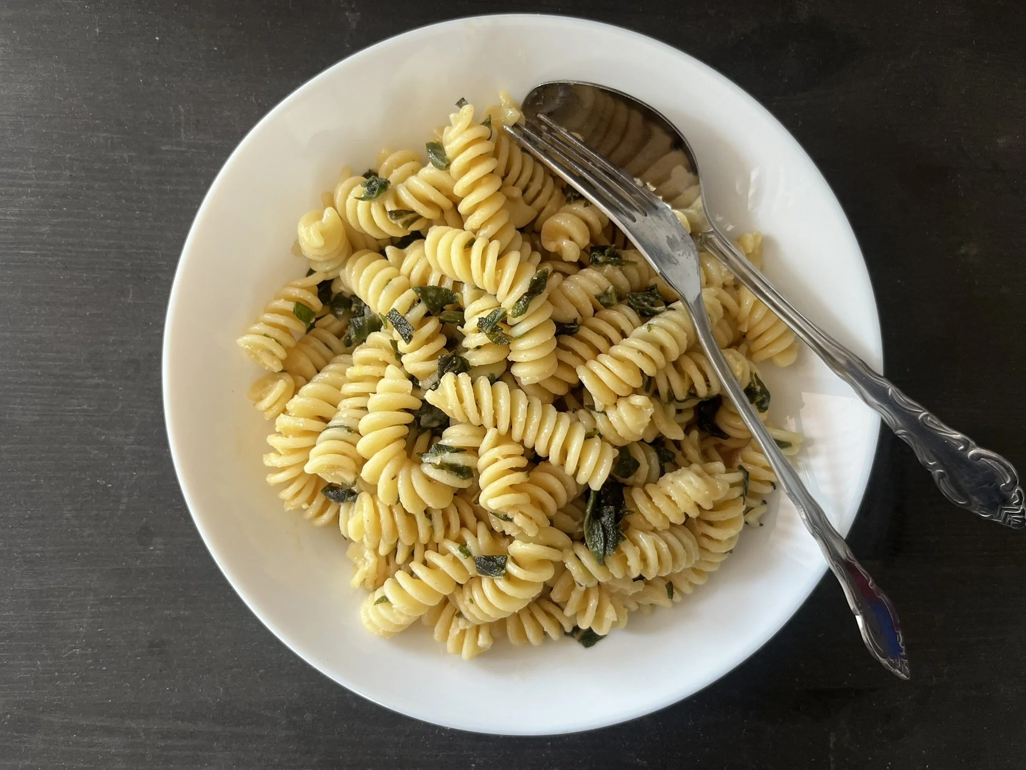Sitruunainen salviapasta