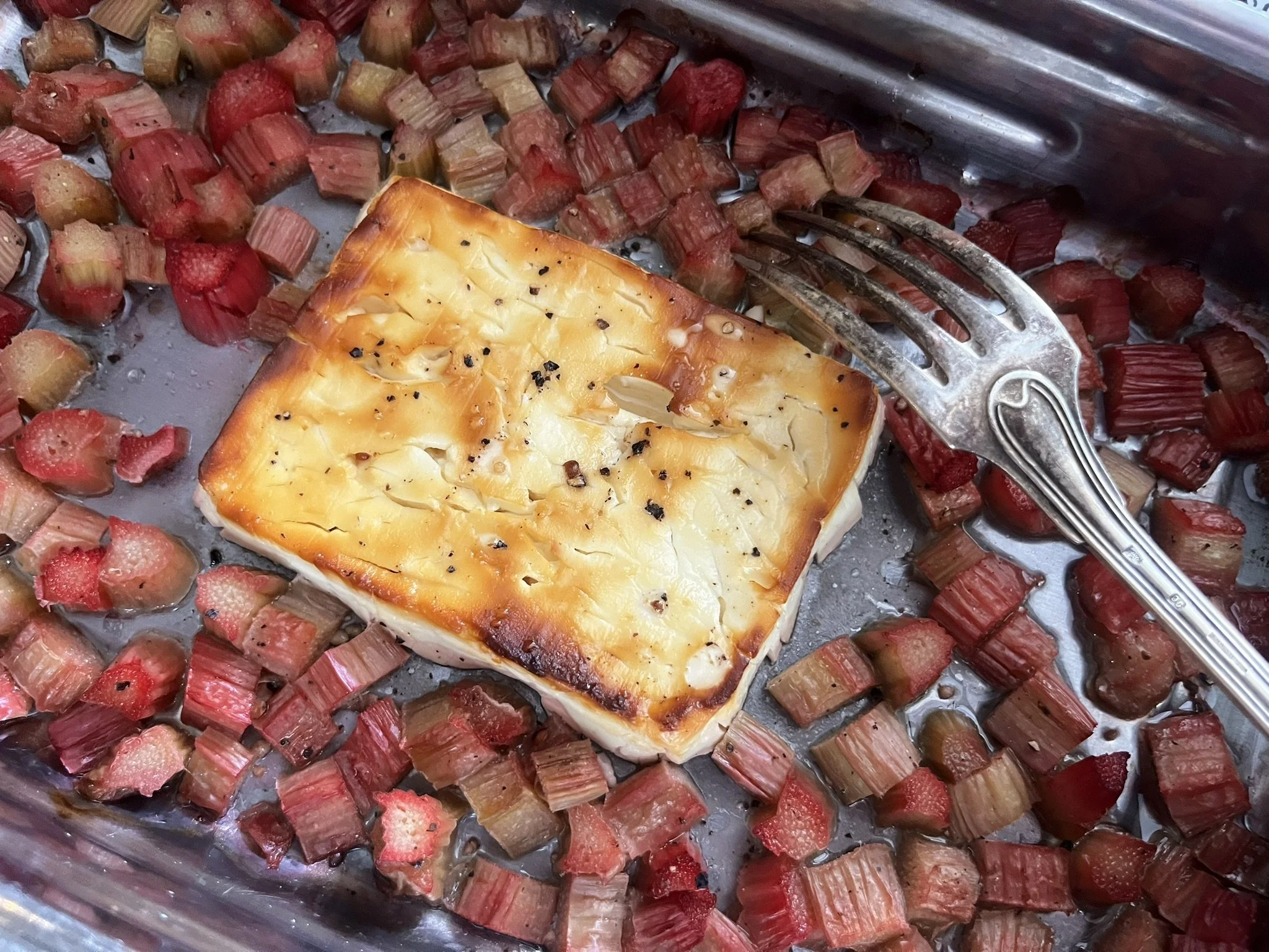 Uuniraparperi ja uunifeta