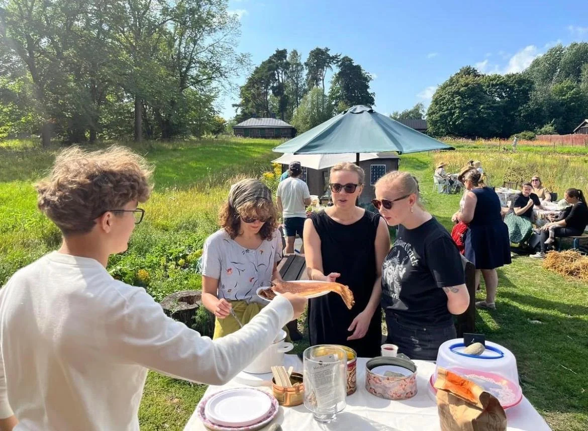 Oma Pelto Kahvila