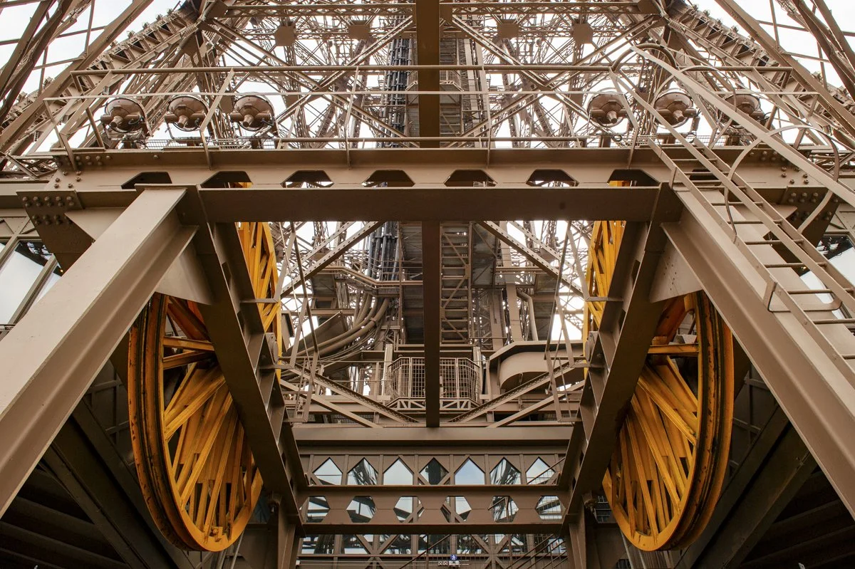 G_02_EiffelTower_master.jpg