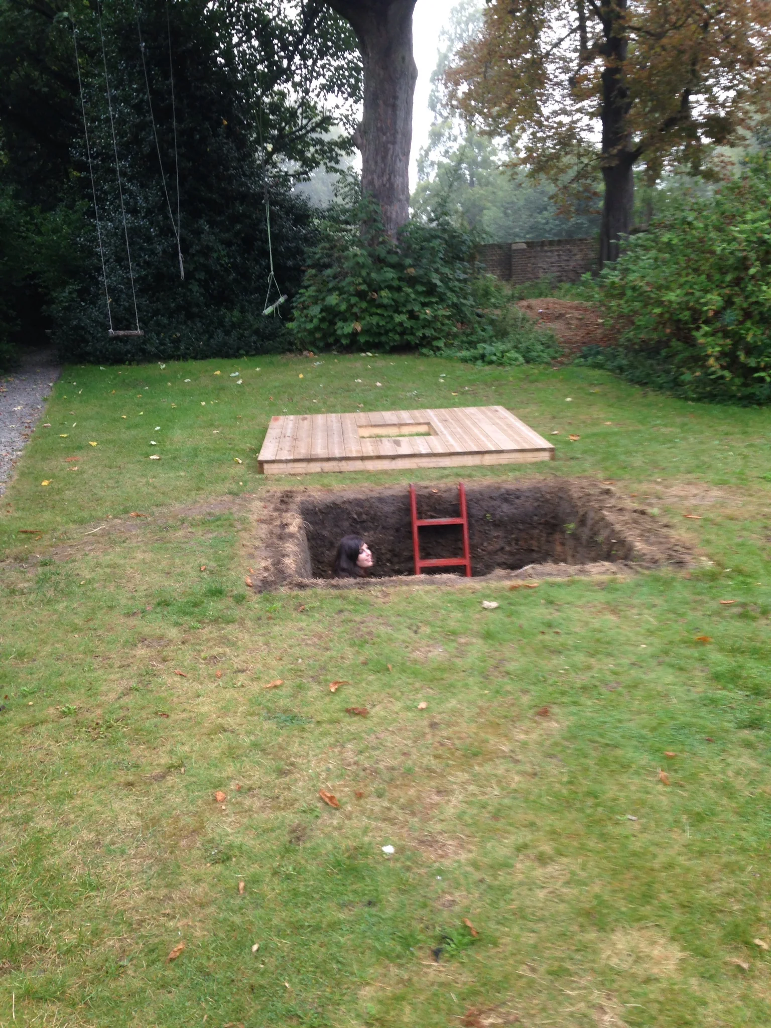 Swan song: Freya Gabie's residency, 12 hours of singing in the hole.