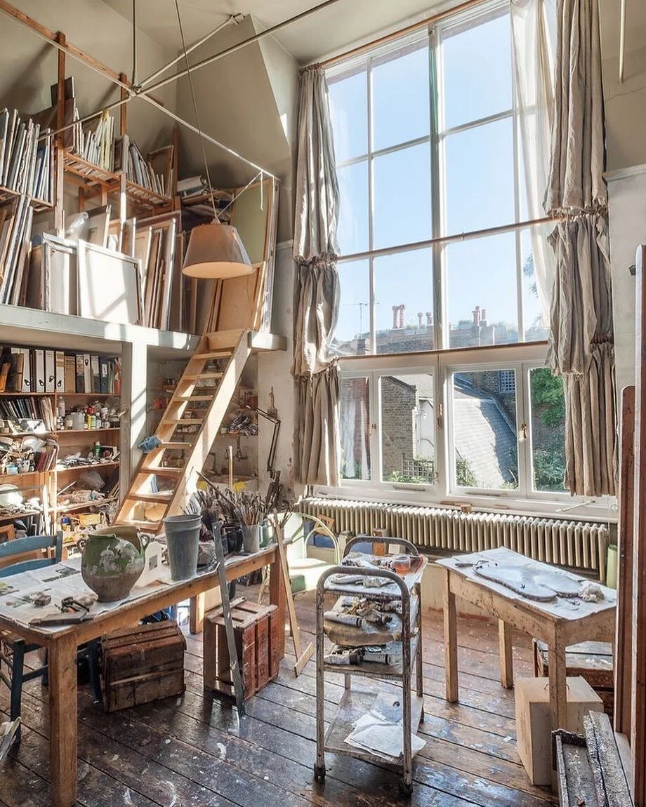 Another dreamy studio space ☁️☁️☁️ #monochromecollective 

via: @honestlywtf