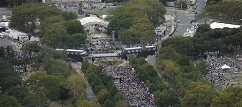 Pilgrims from OLM Attend Papal Mass in Philly!