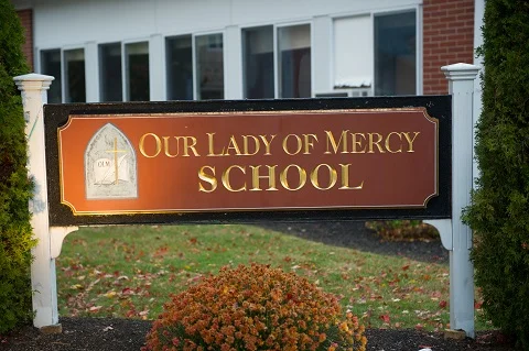 school-olm-sign-1.jpg