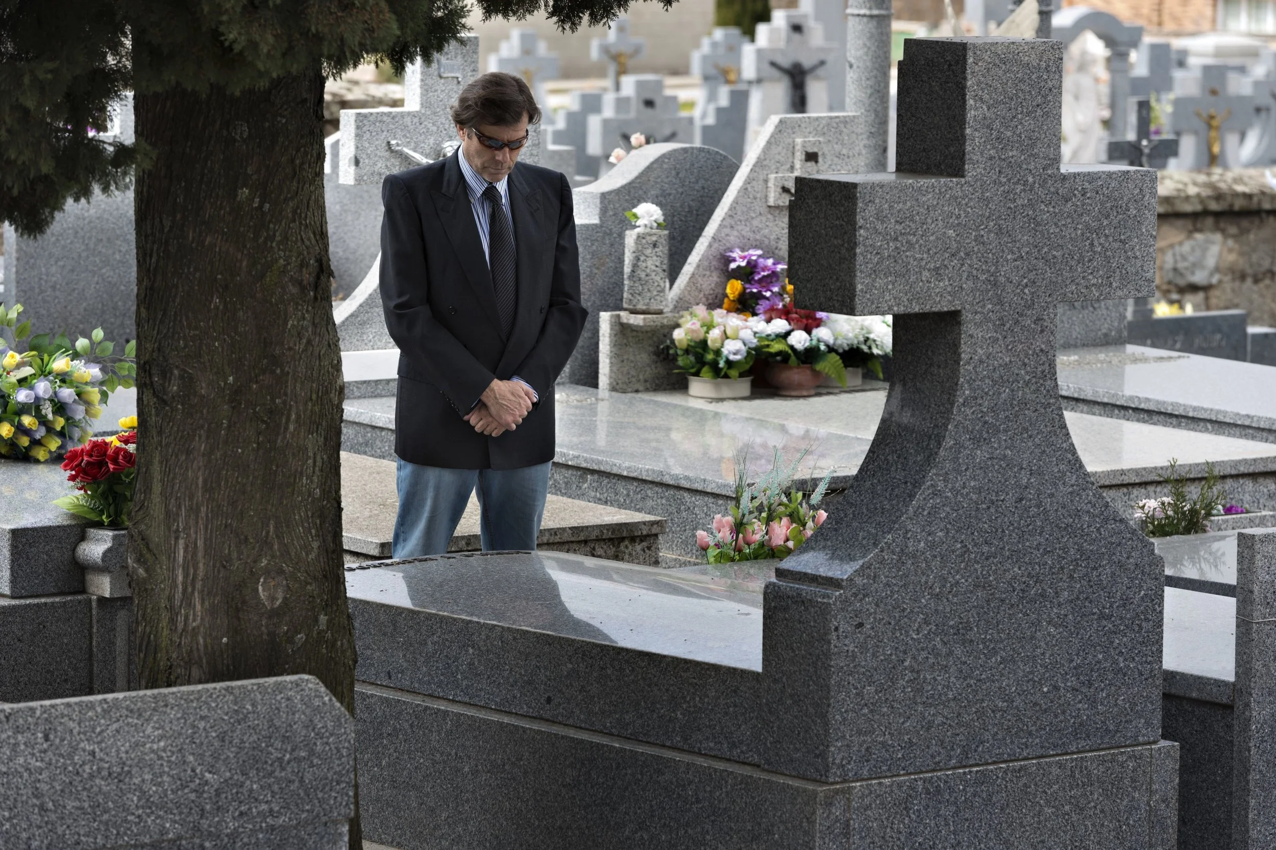 Man-in-Cemetery-1500-56a108d35f9b58eba4b70cad.jpg