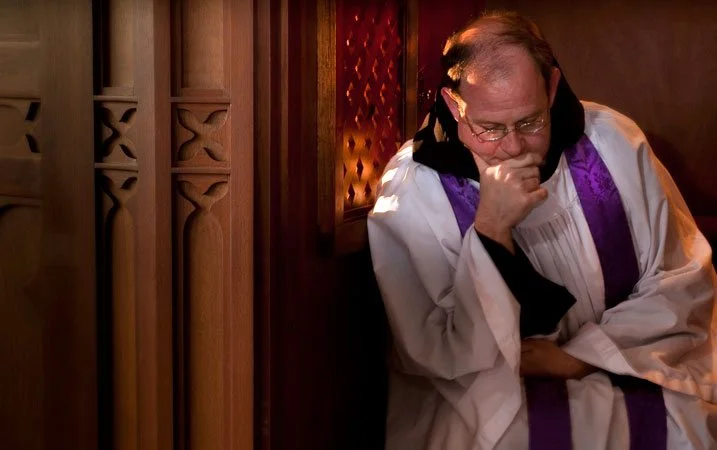 Priest-Confession.jpg