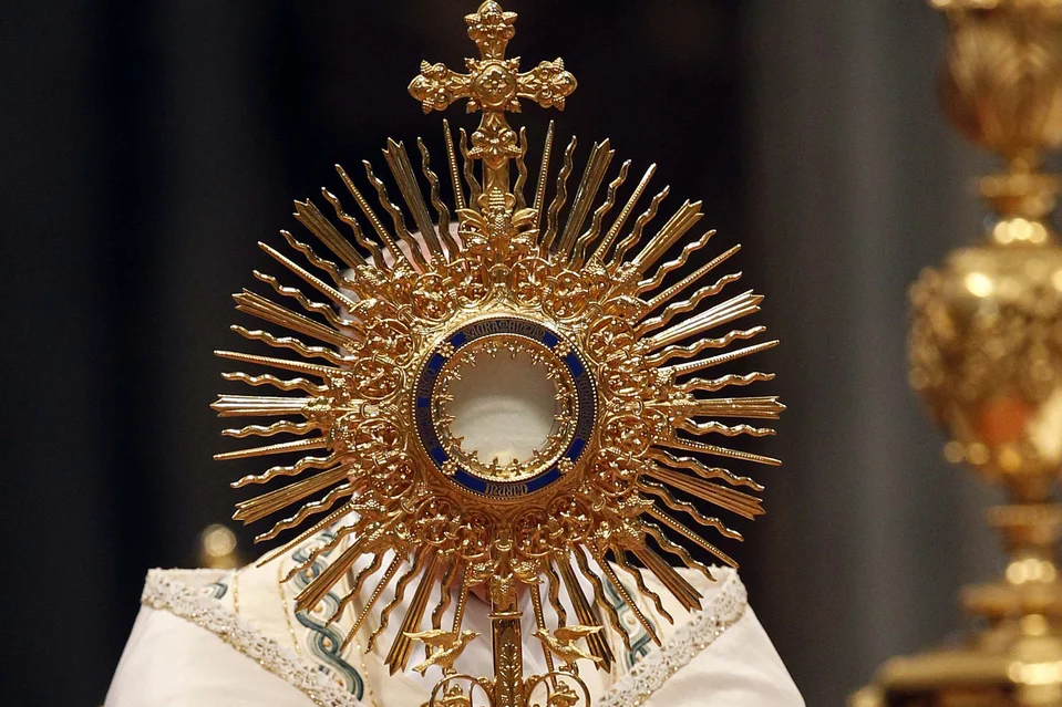 Adoration-7.jpg