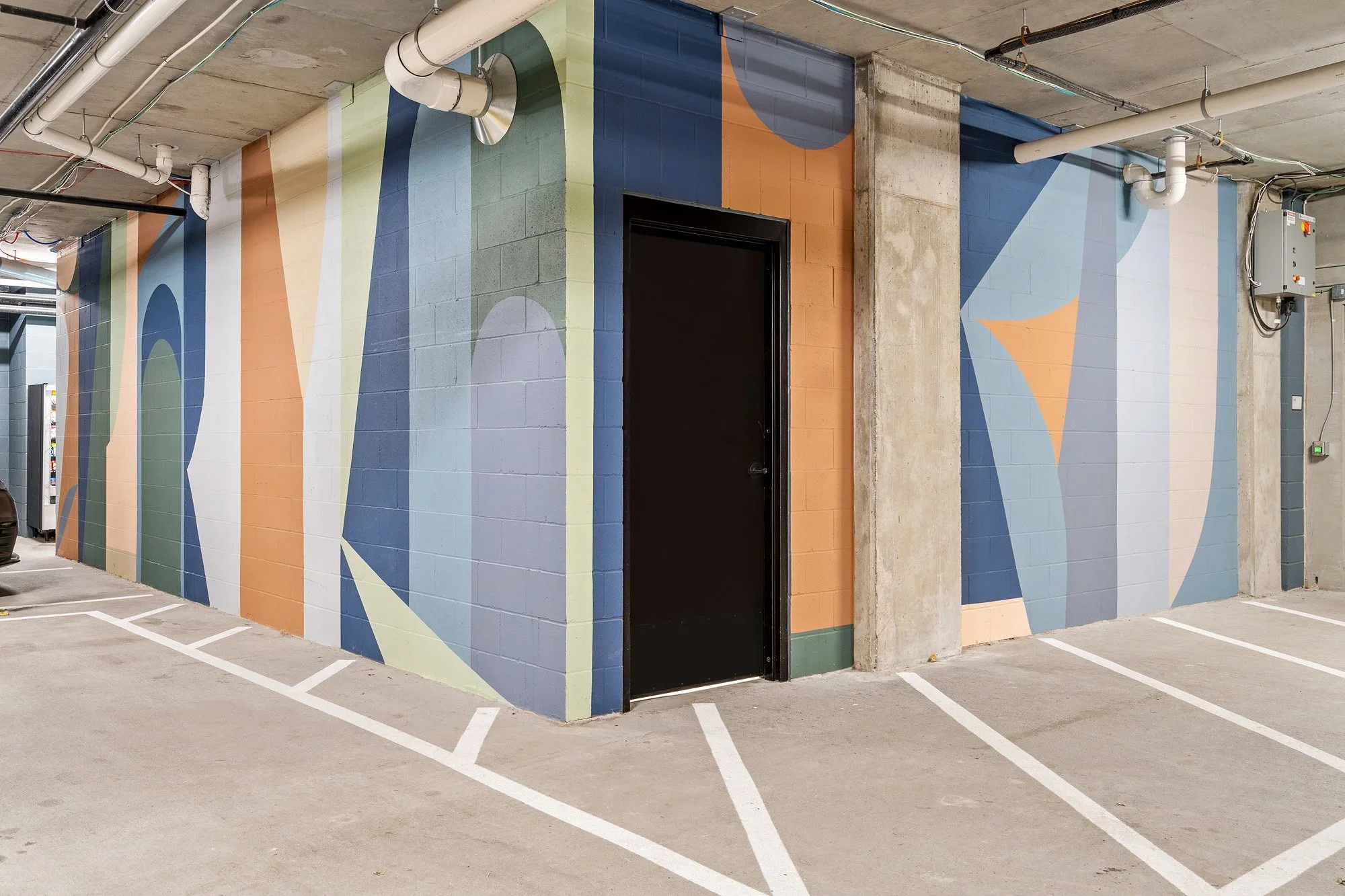 Quandahl Mural_05-forte-on-the-park-minnesota-midwest-corporate-art-advisory-nolo.webp