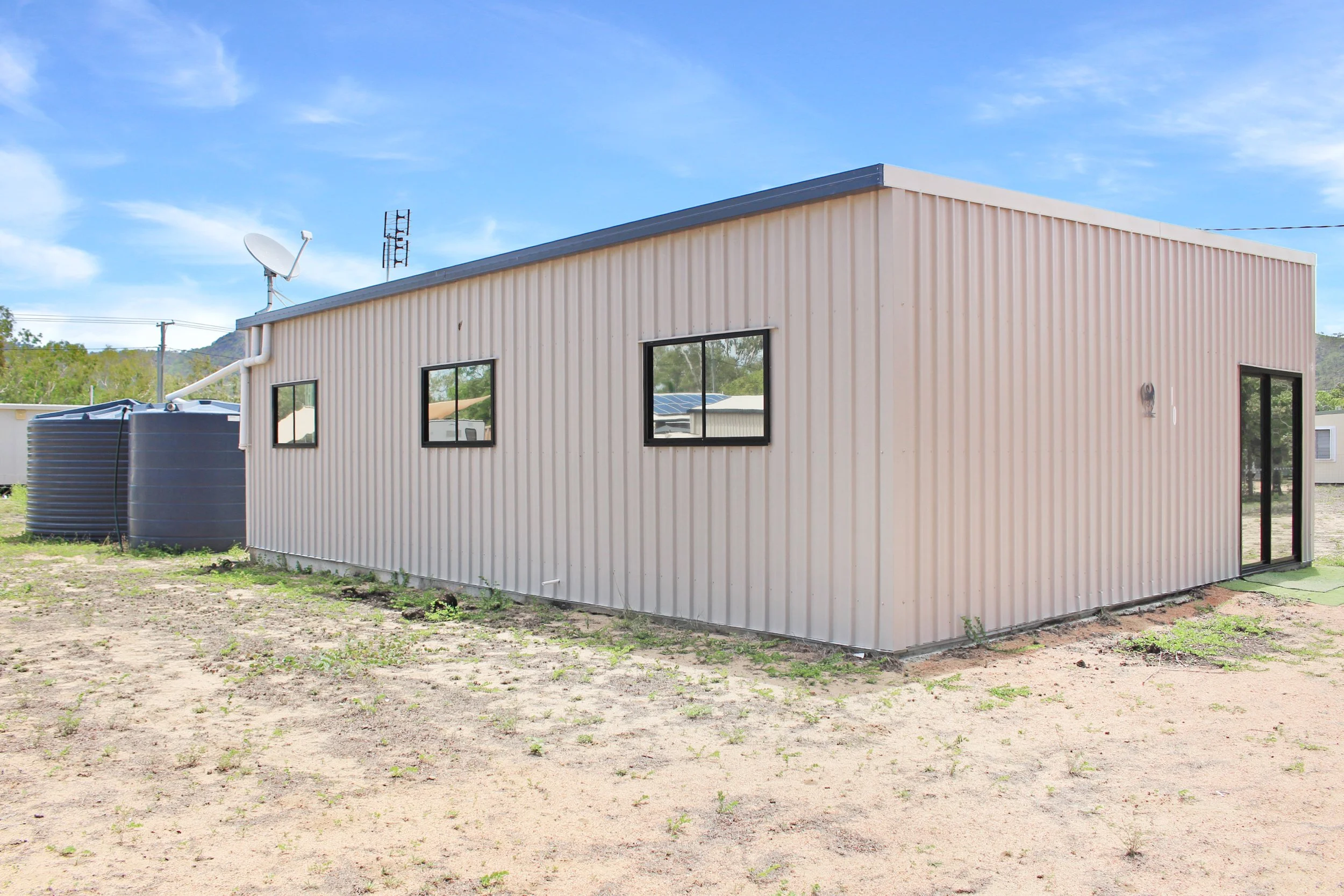 10 Lyons Crescent, Nome.