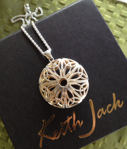 Round Double Sided Daisy Pendant