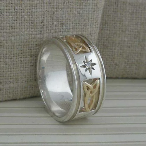 Wide Trinity Knot  Wedding Ring