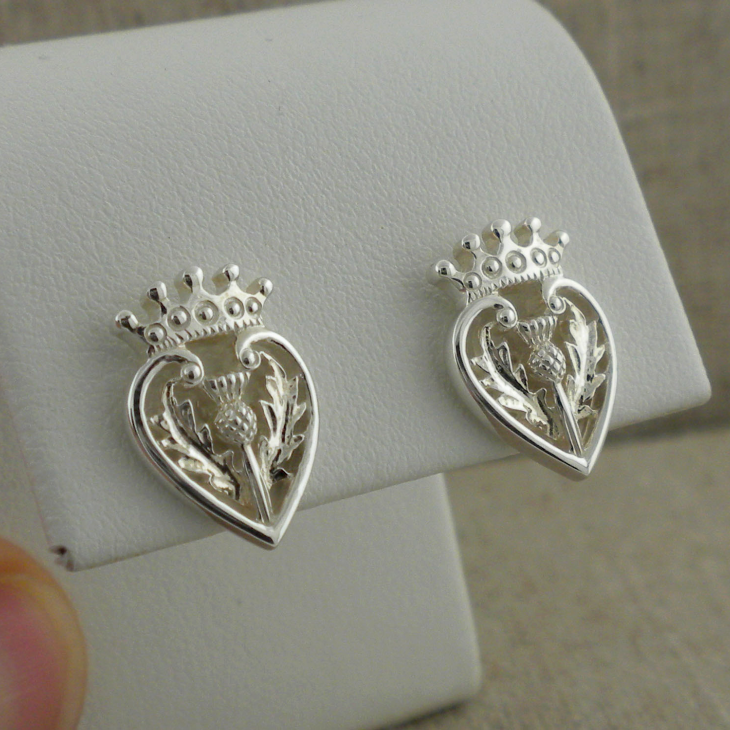 KJ-PE1295LUC-01-Luckenbooth-earrings.png