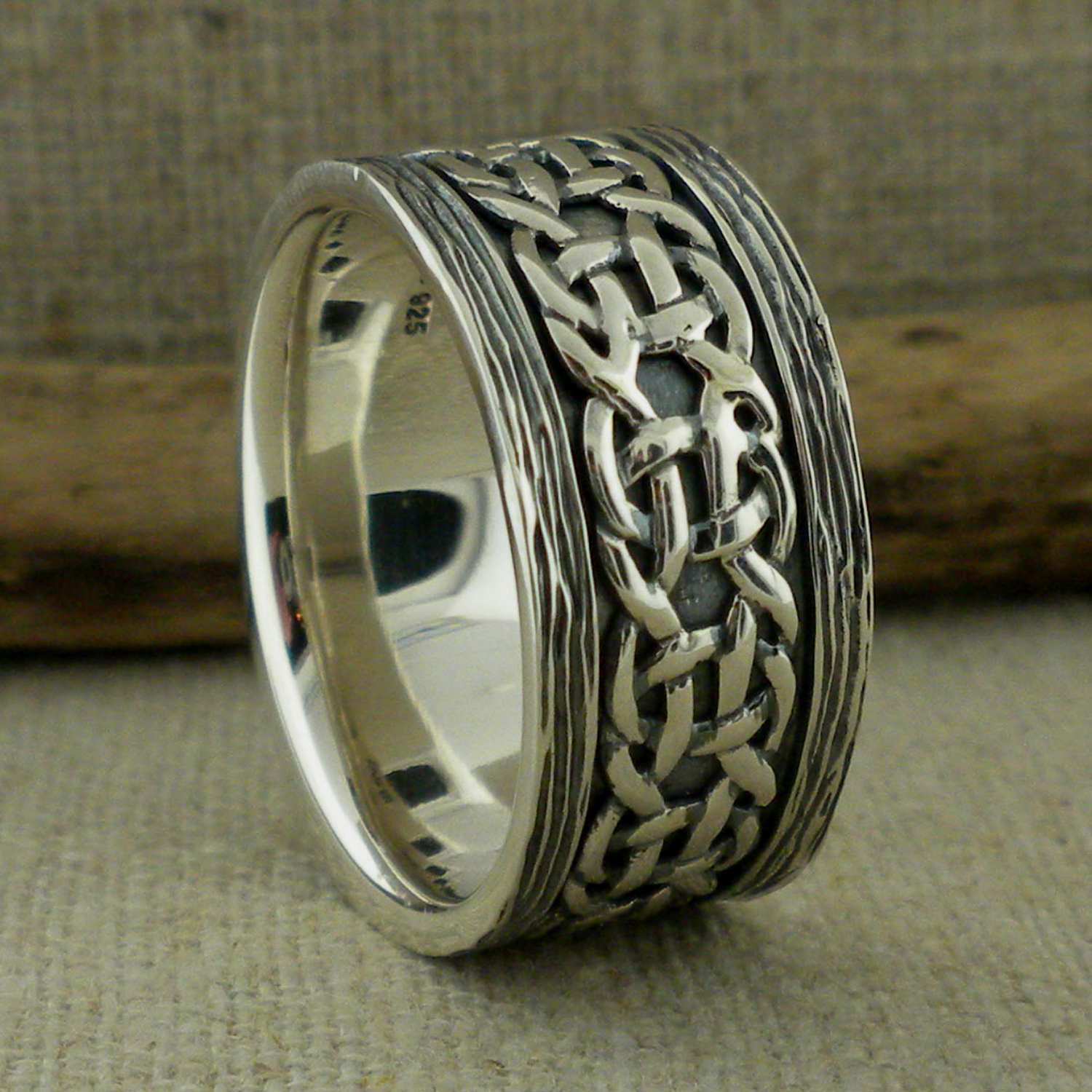 Scavaig Celtic Weave Ring