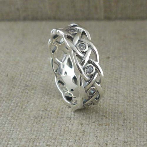 Celtic Knot Ring with CZs