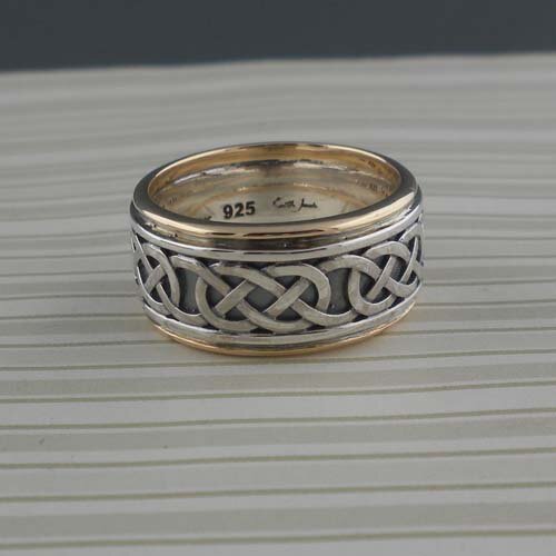 Celtic Eternity Knot Wedding Ring
