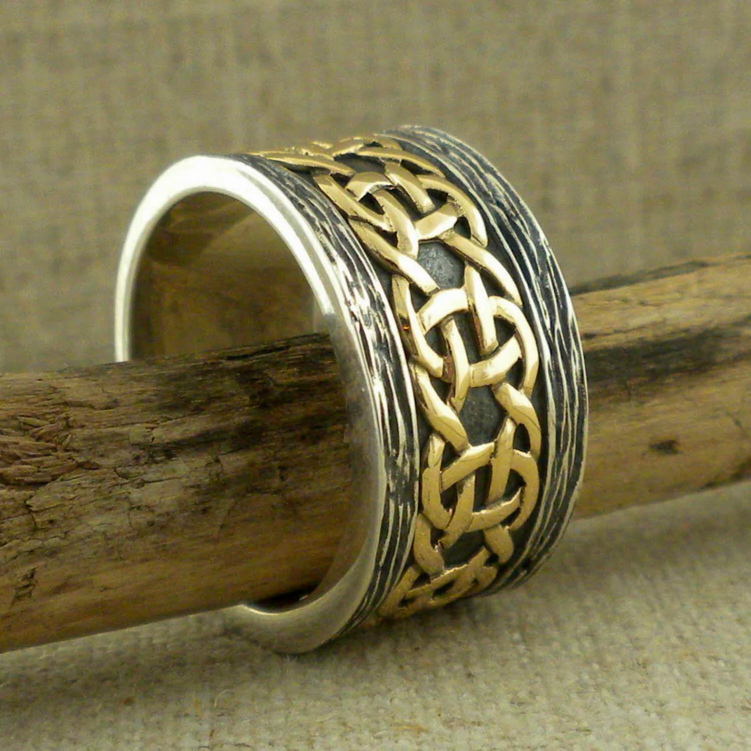 Scavaig Celtic Weave Ring
