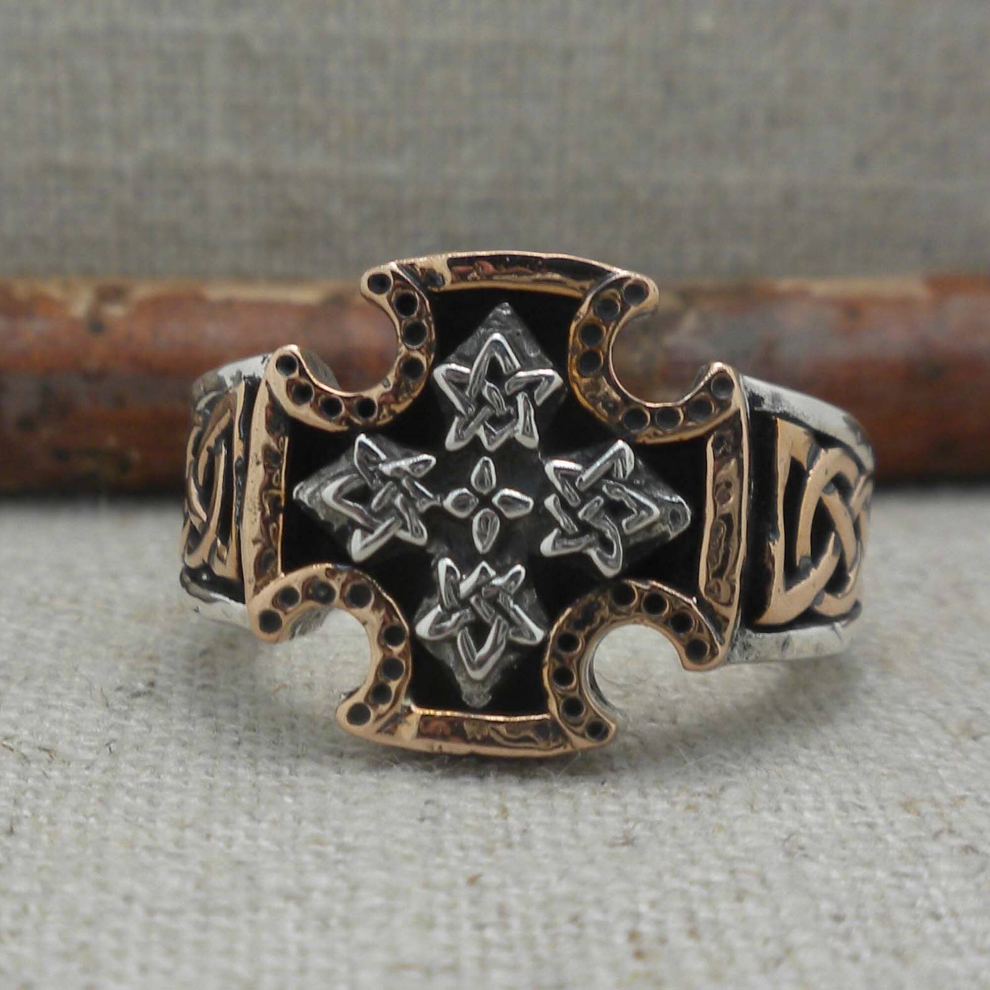 Petrichor Celtic Cross Ring