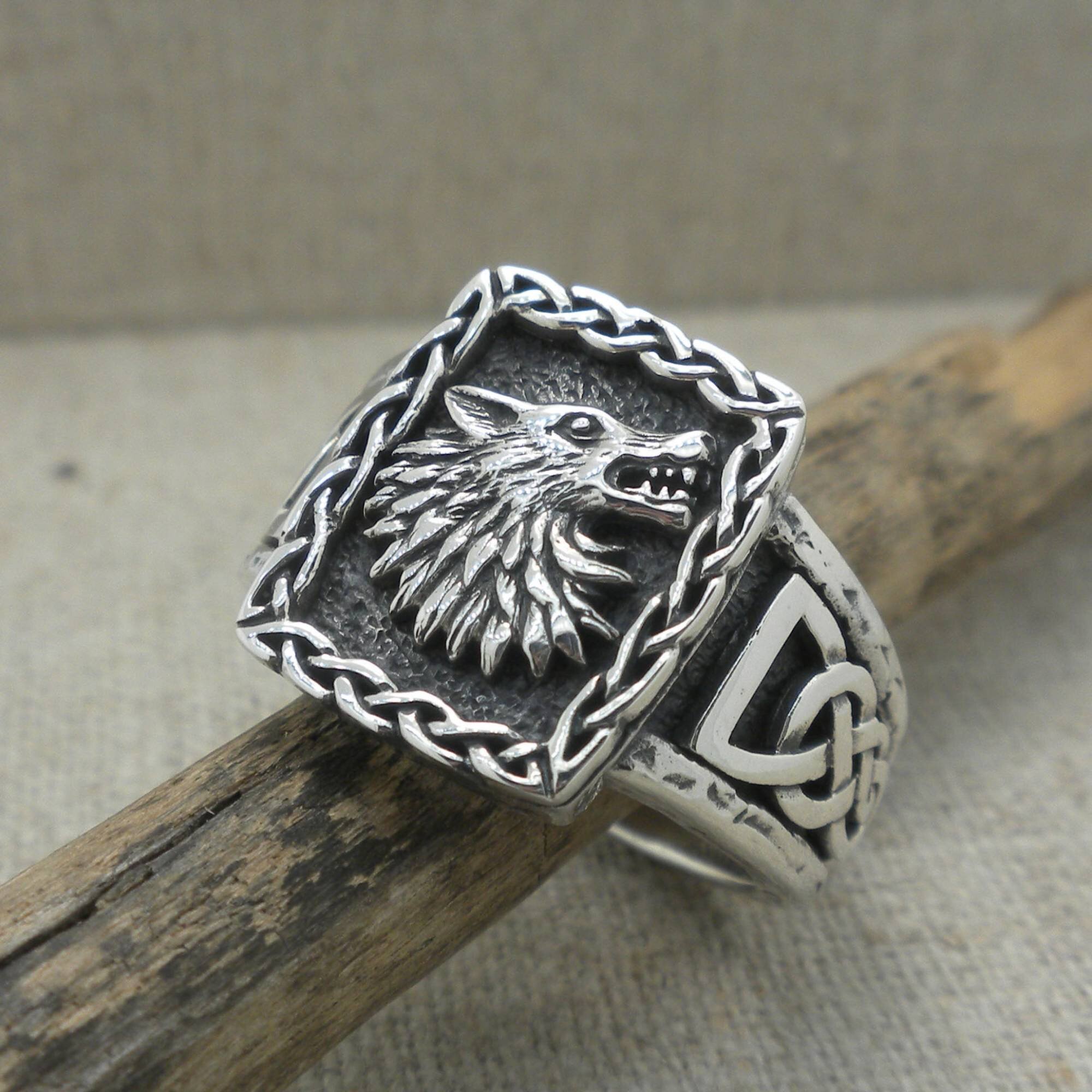 Keith Jack Wolf Ring with Celtic Accents
