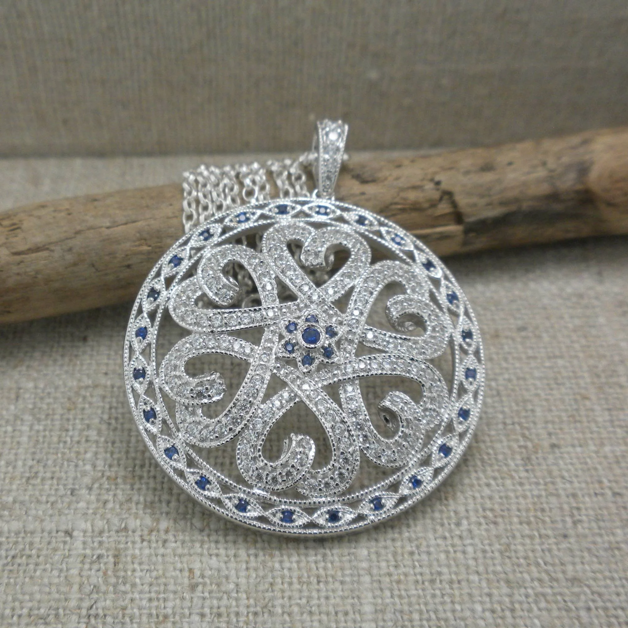 02-P5003-Fado-Sapphire-CZ-Celtic-Heart.jpg