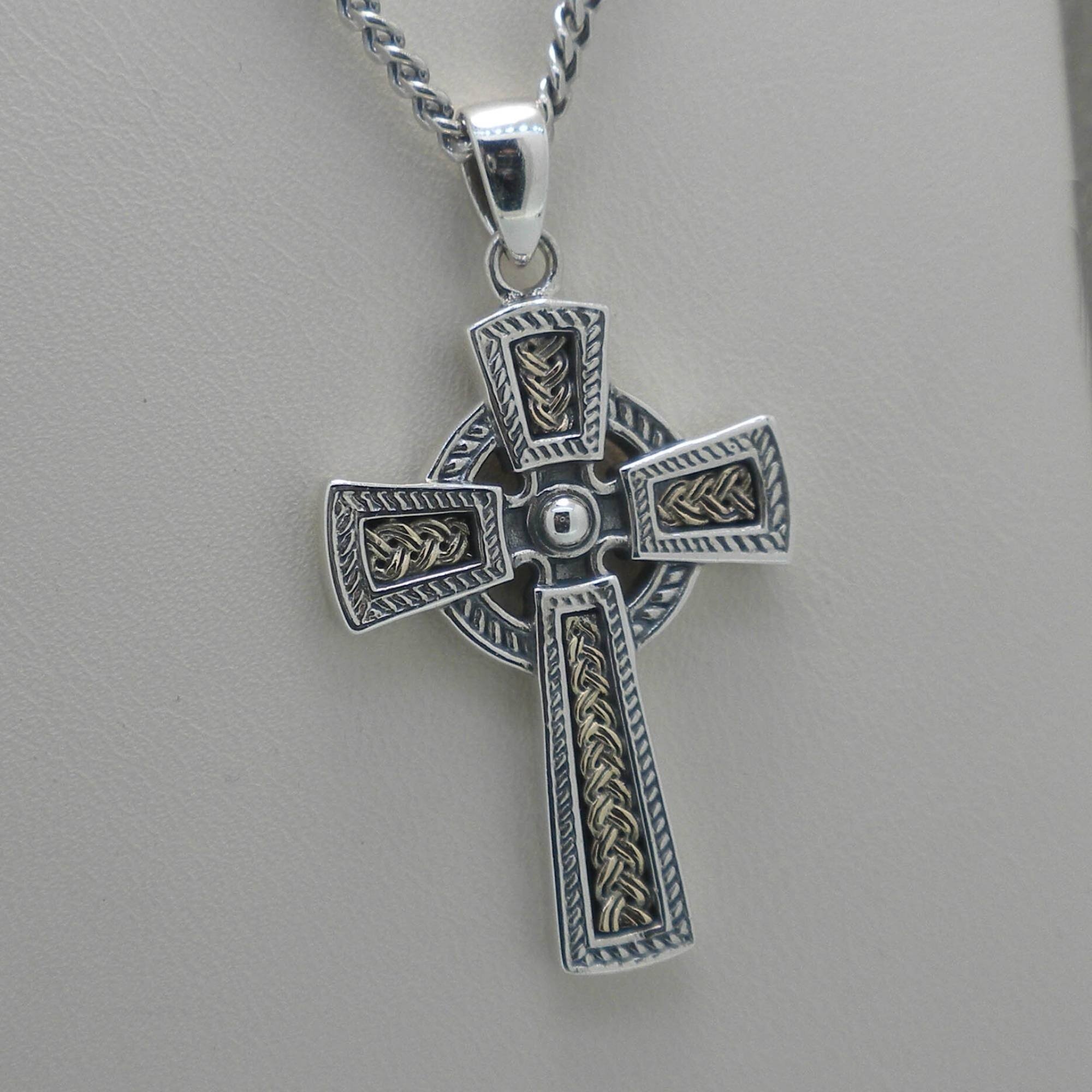 Solvar Celtic Cross Pendant