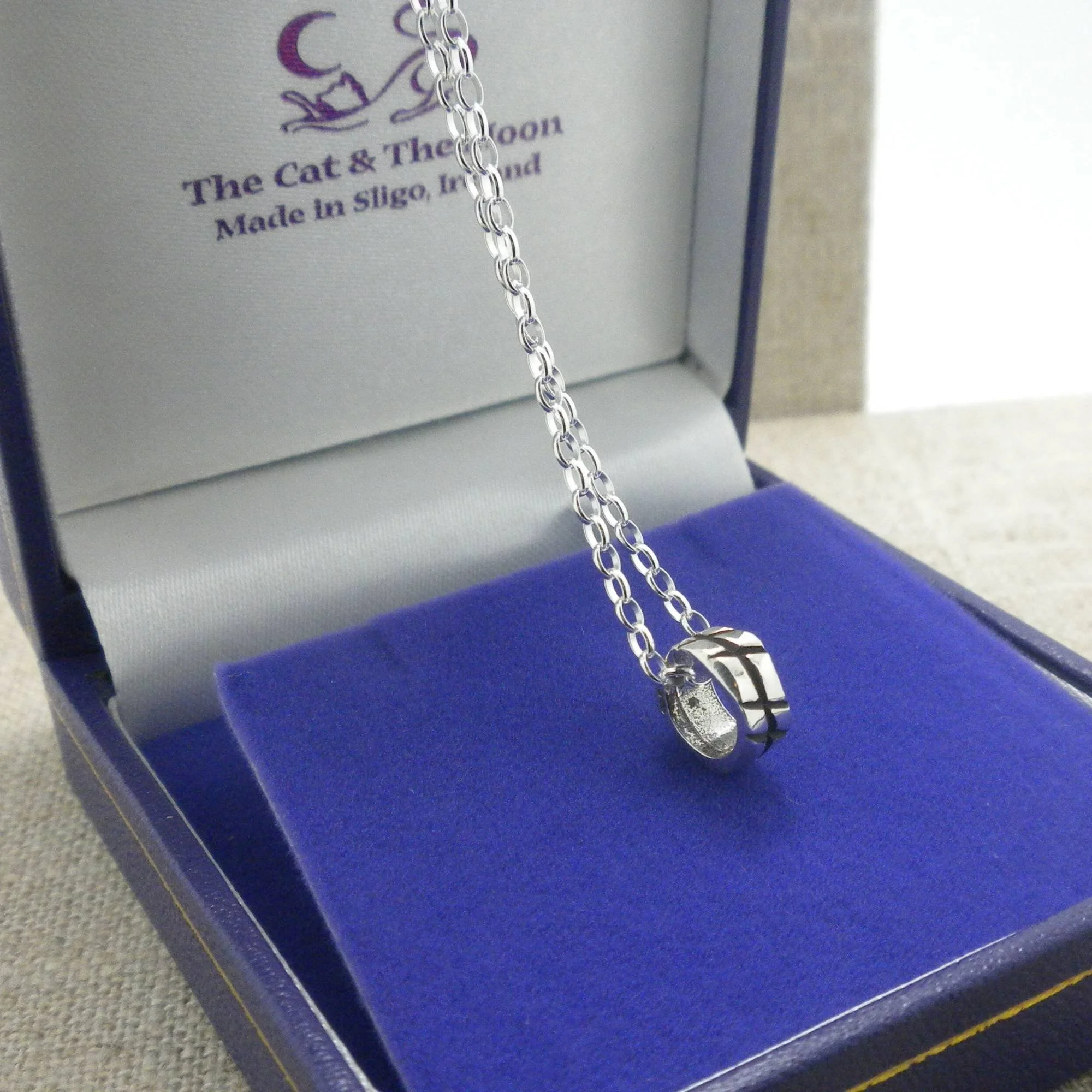 Sterling Silver Circle Gra Ogham Pendant