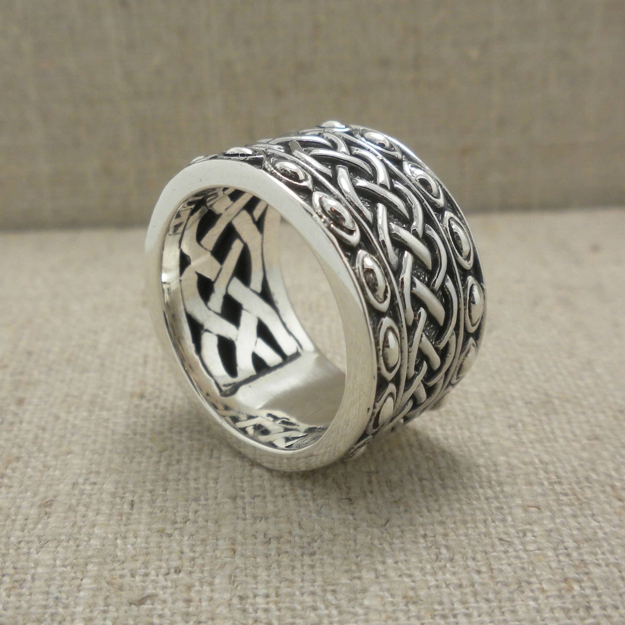 Wide Celtic Knot ring
