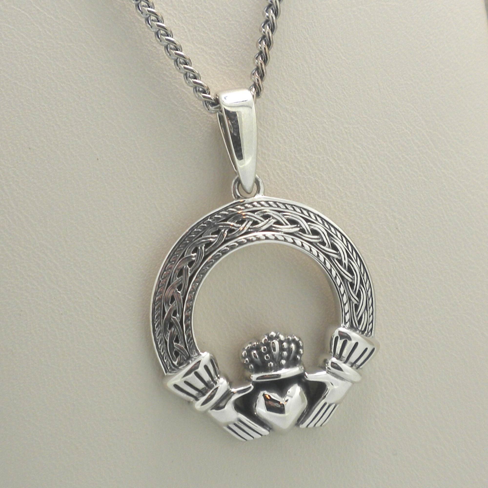 Platinum Claddagh Necklace - PlatinumOnly