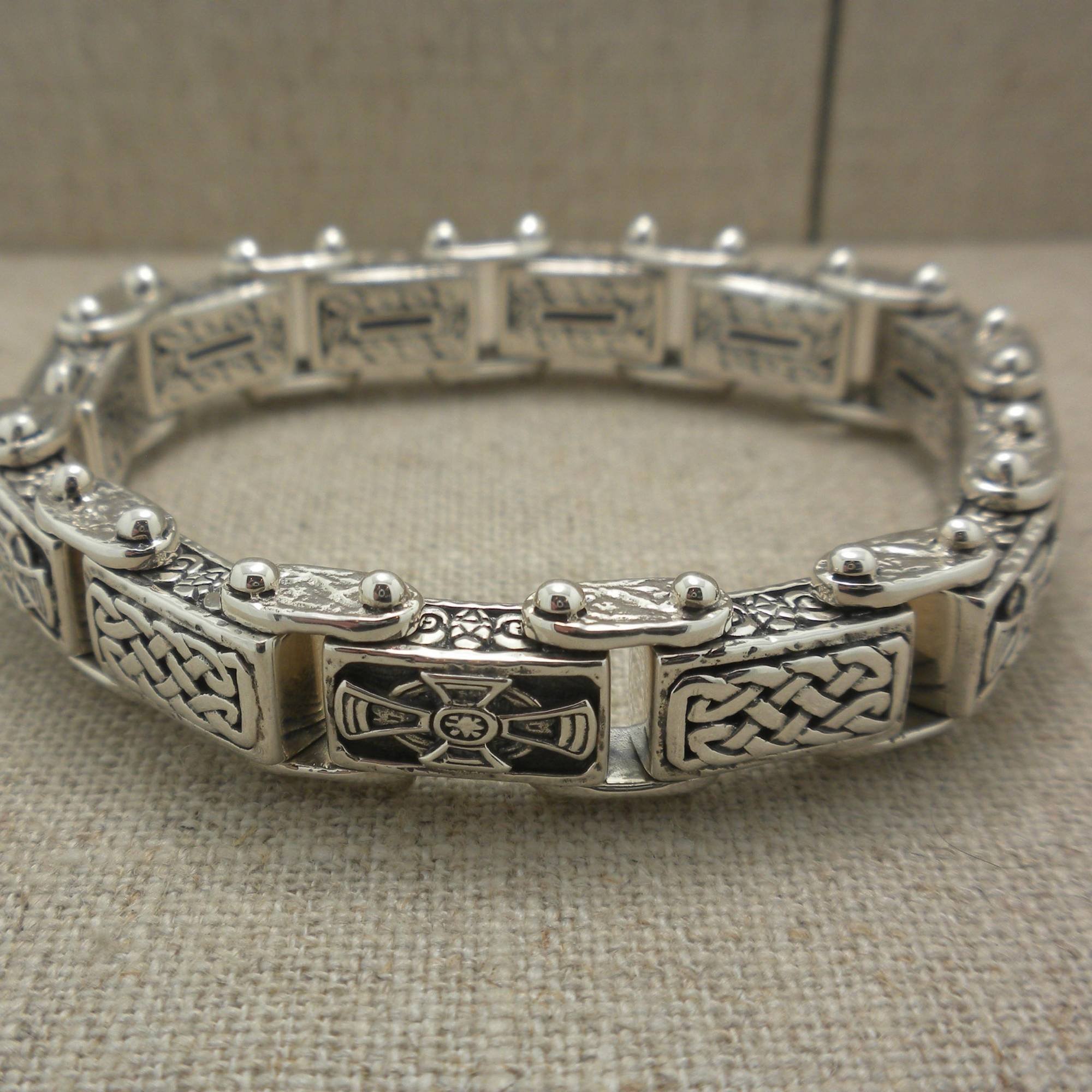 Cashel Celtic Bangle Sterling Silver size L - Nord Emporium