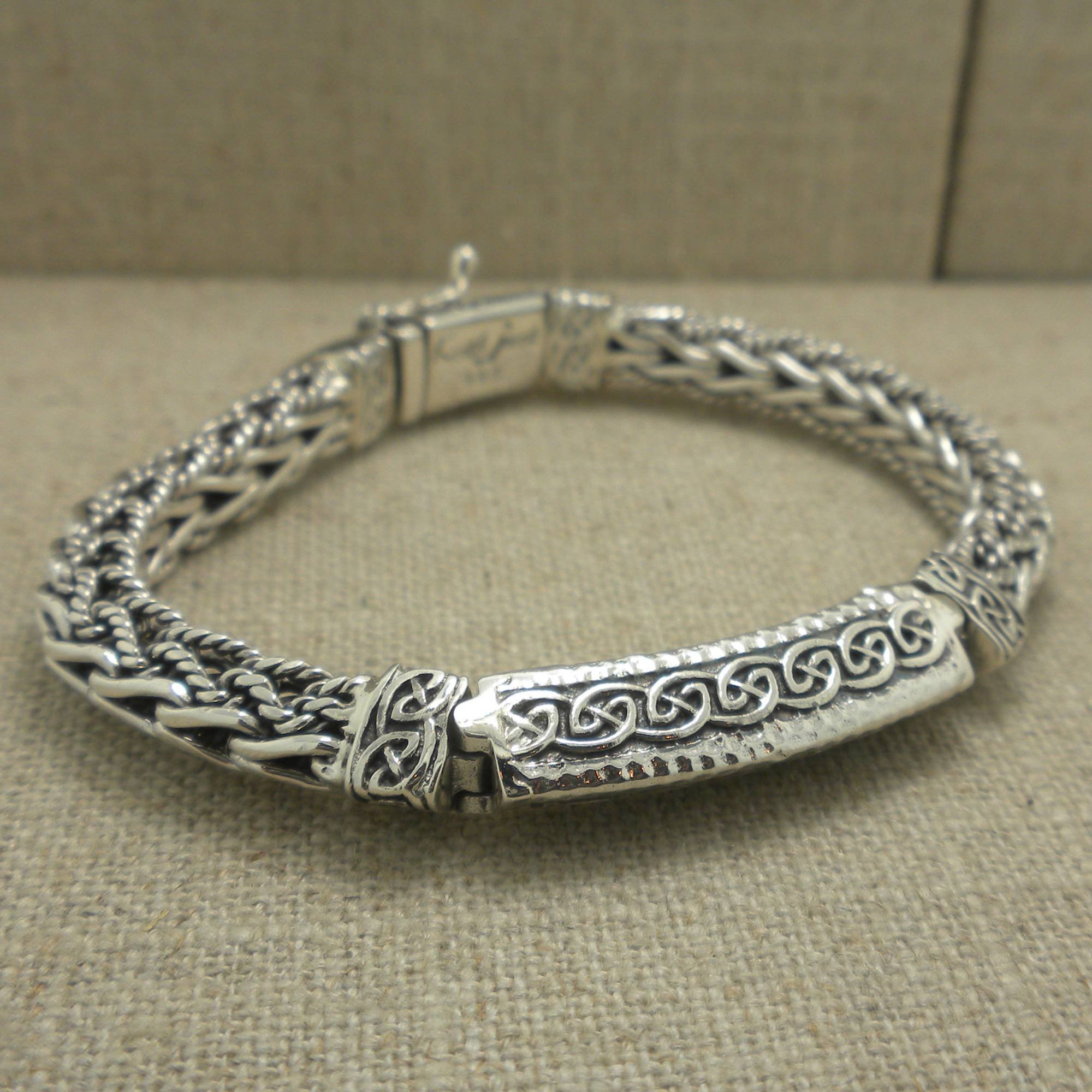 925 Sterling Silver Oxidized Matte Bali Men's Bracelet - Silver Palace