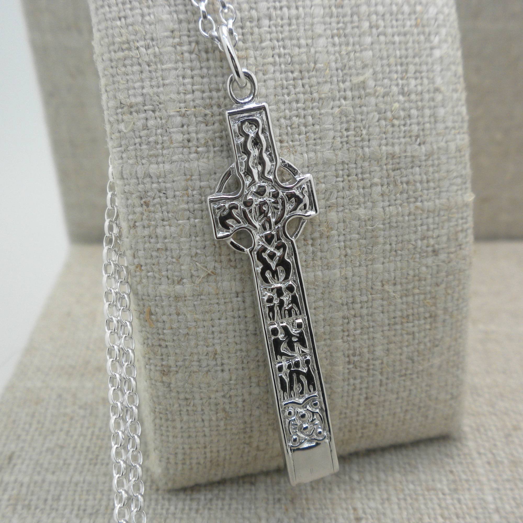 Sterling Silver Iona Celtic Cross