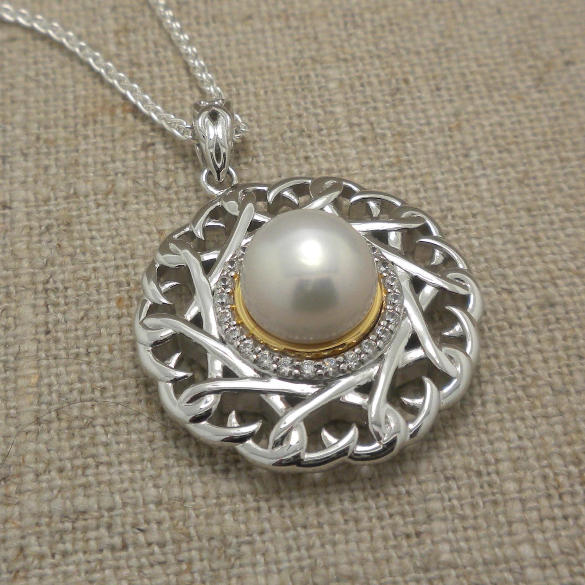 Celtic Pendant with Fresh Water Pearl by Keith Jack