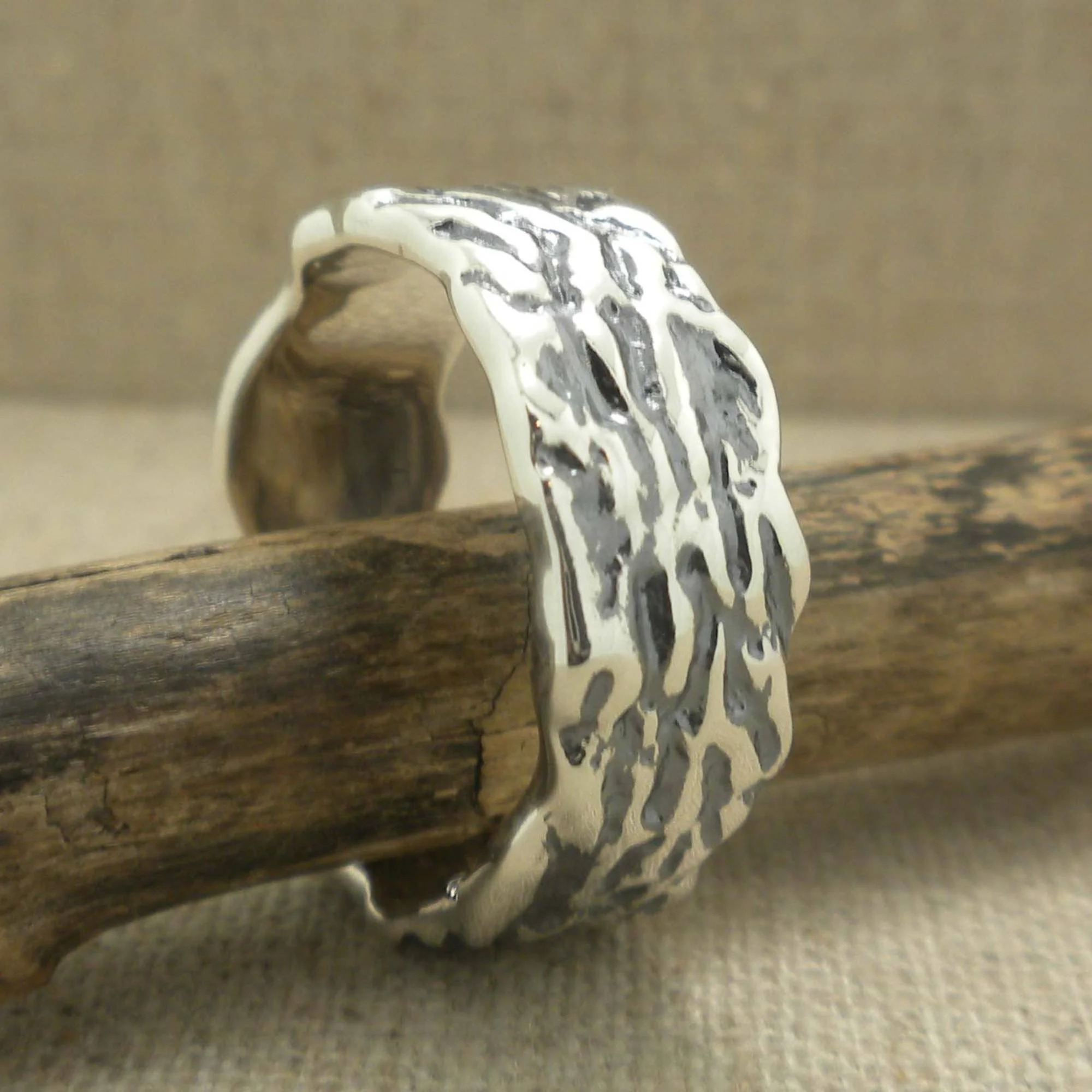 Rocks N Rivers Ring