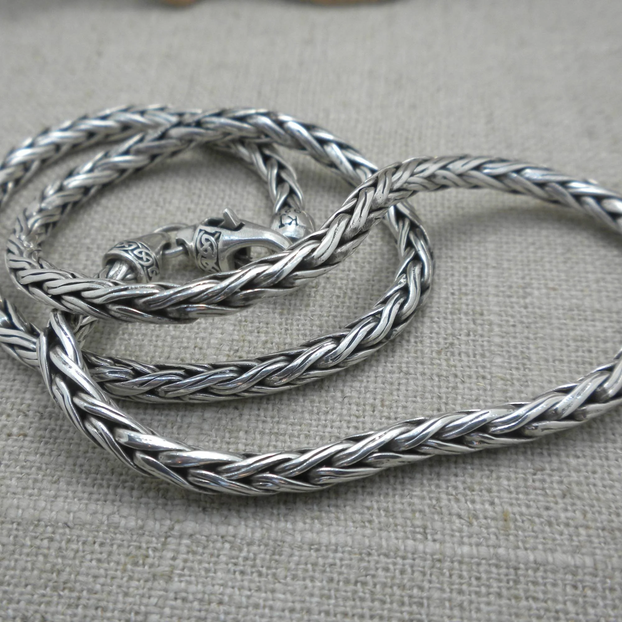 Celtic Dragon Weave Chain 1/4" Wide