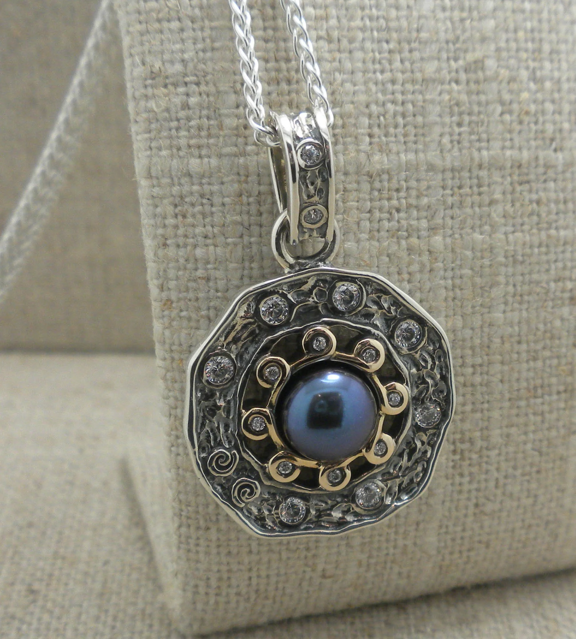 Sterling Silver &amp; 10K Aphrodite Pendant with Freshwater Peacock Pearl 