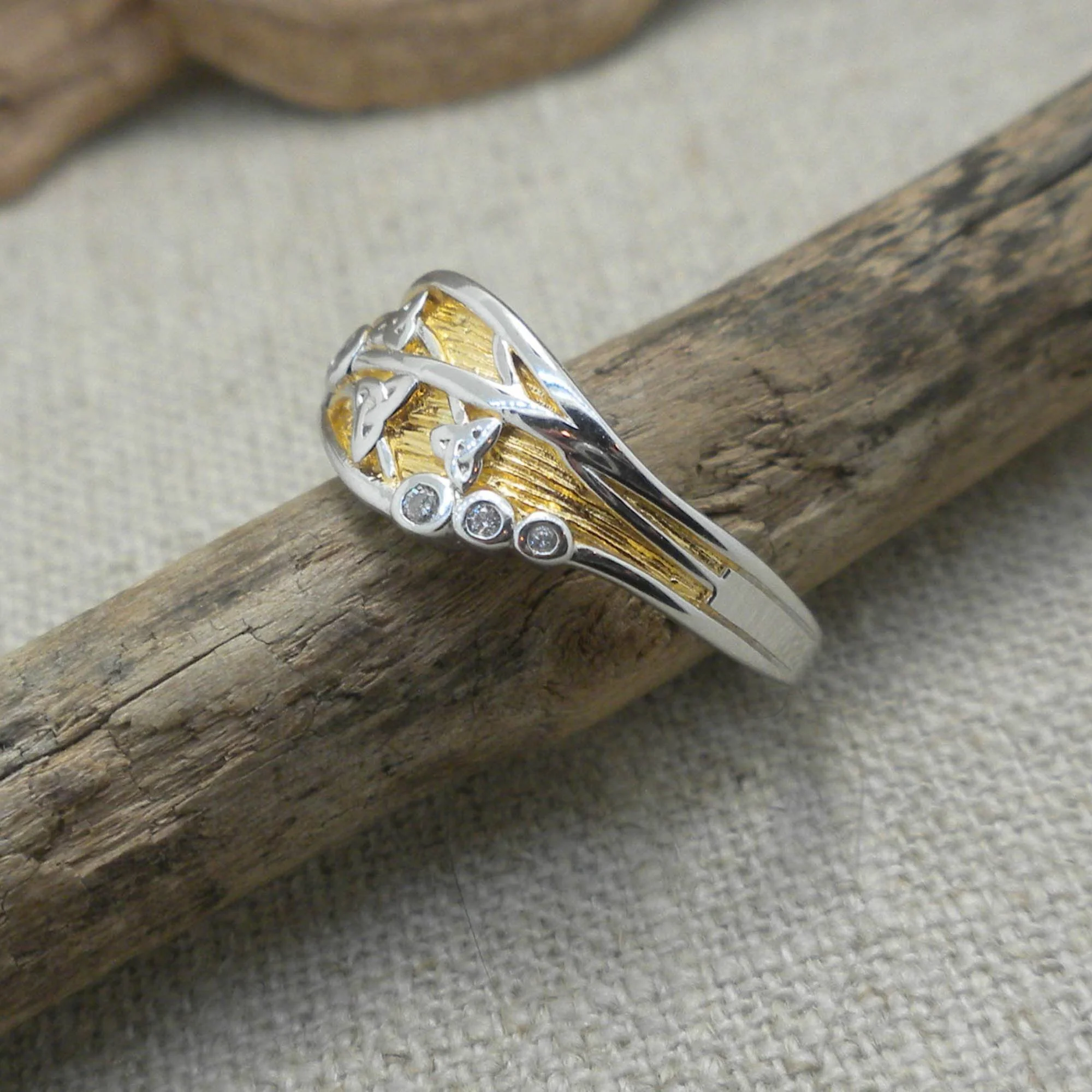 Sterling Silver Celtic Trinity Knot Celestial Ring 