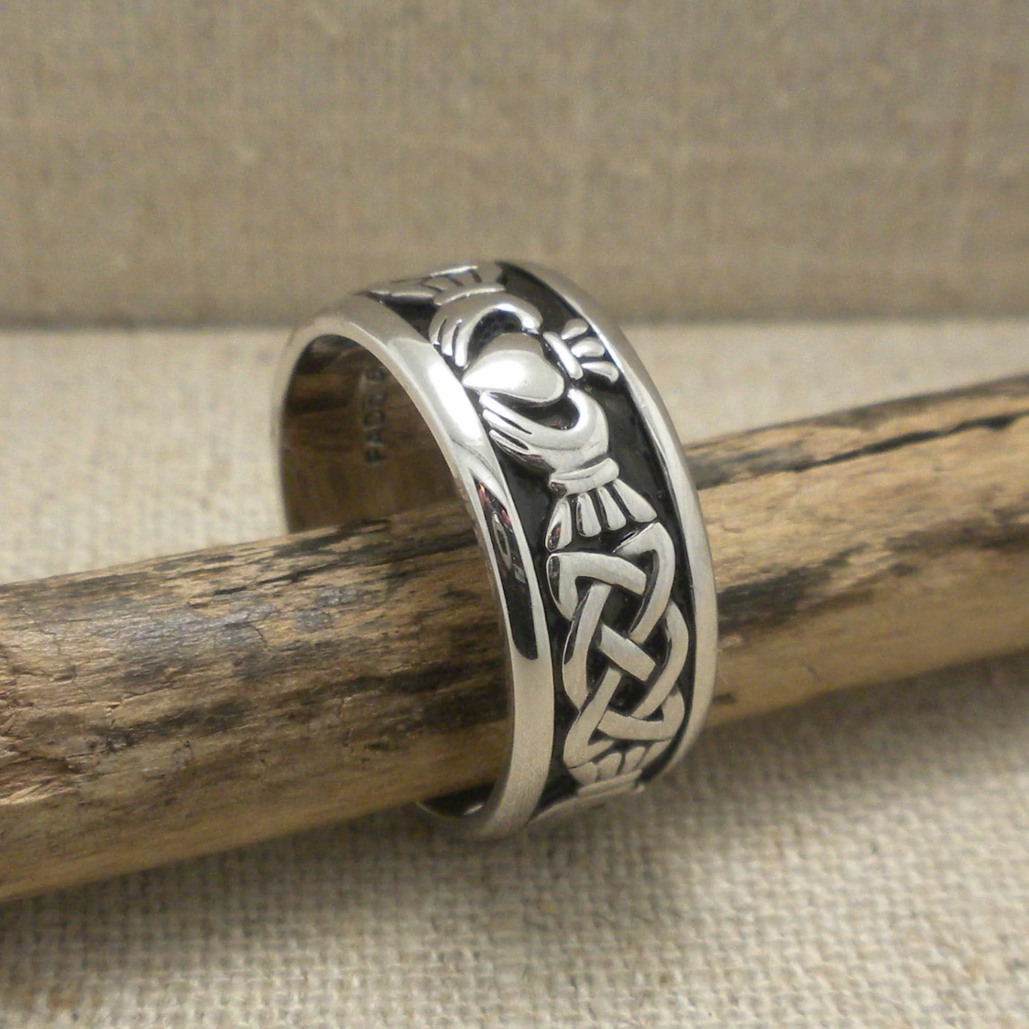 Irish Claddagh Band by FADO