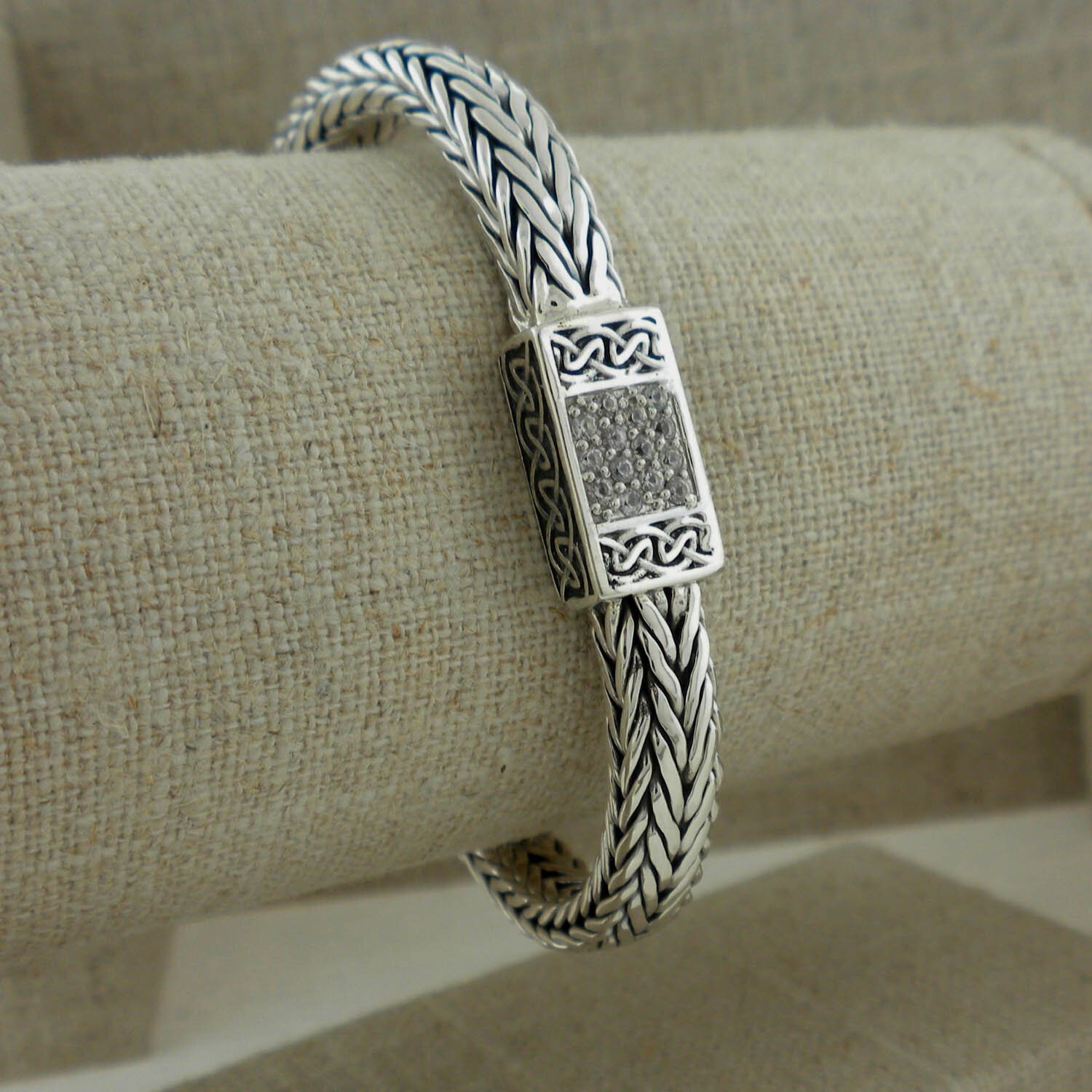 PBS7900-celtic-bracelet.jpg