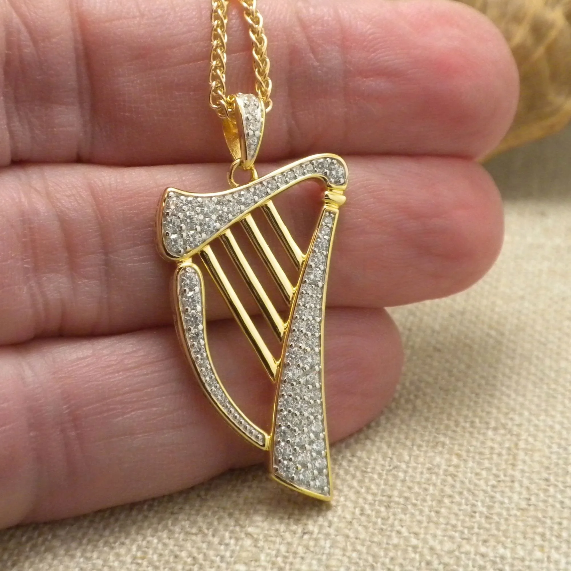 FADO Irish Harp Pendant 
