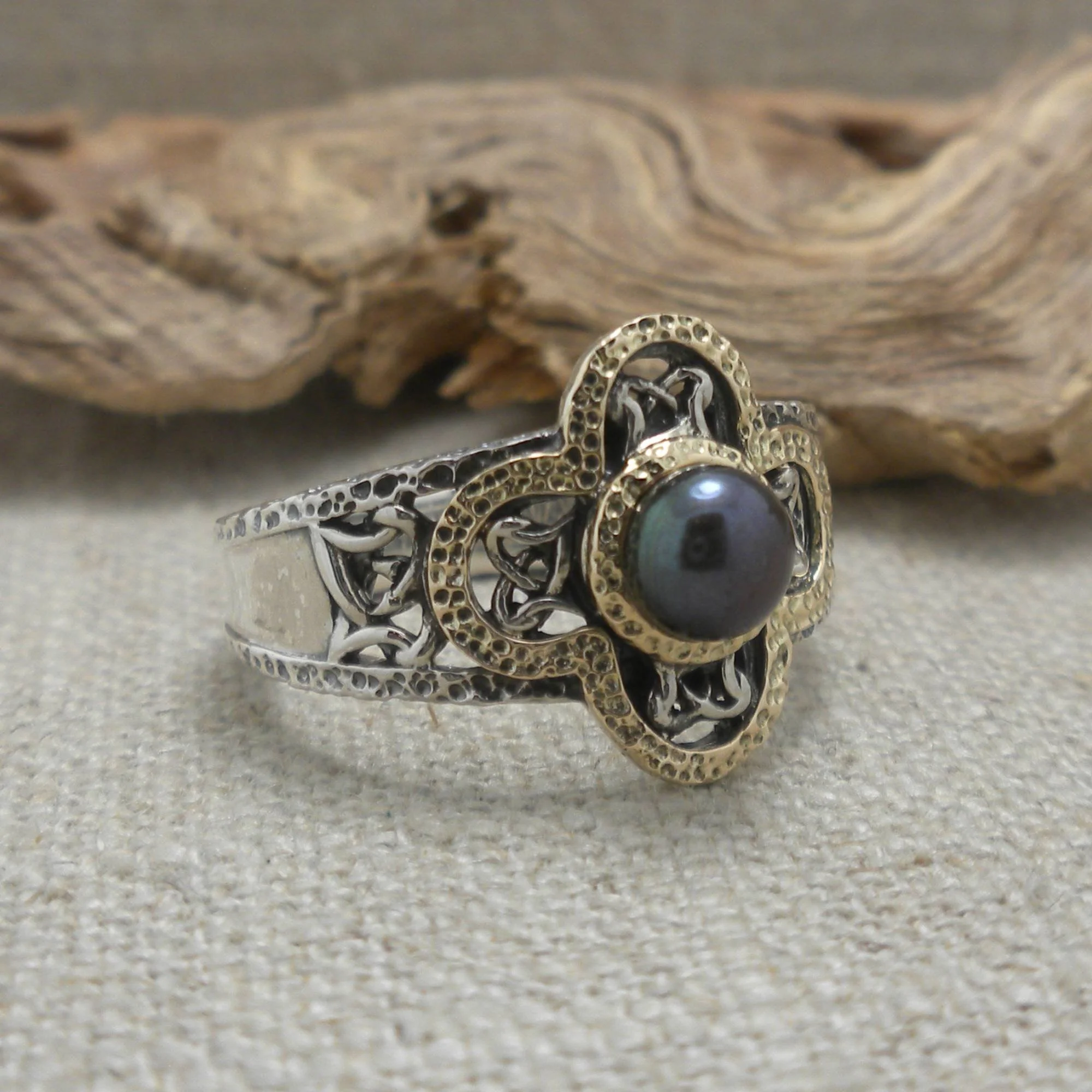02-PRX071-BFWP-Aphrodite-Pearl-Ring.jpg