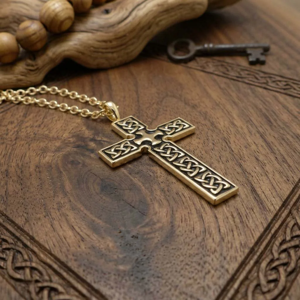 02-C6000VM-Vermiel-Irish-Cross.jpg