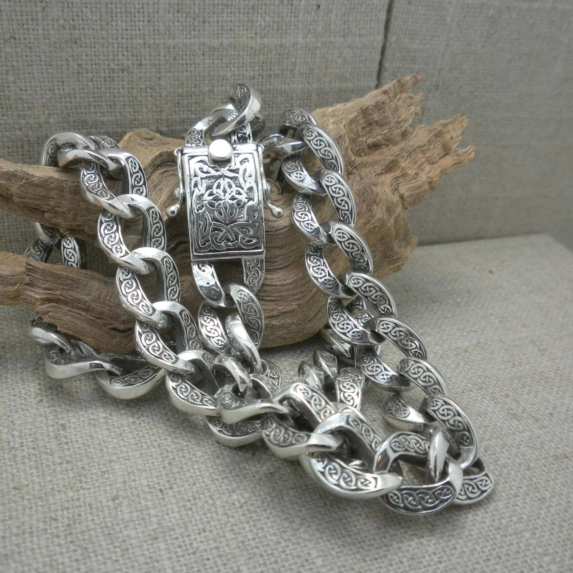 Celtic Knot Curb Chain with Celtic Closure & Design
